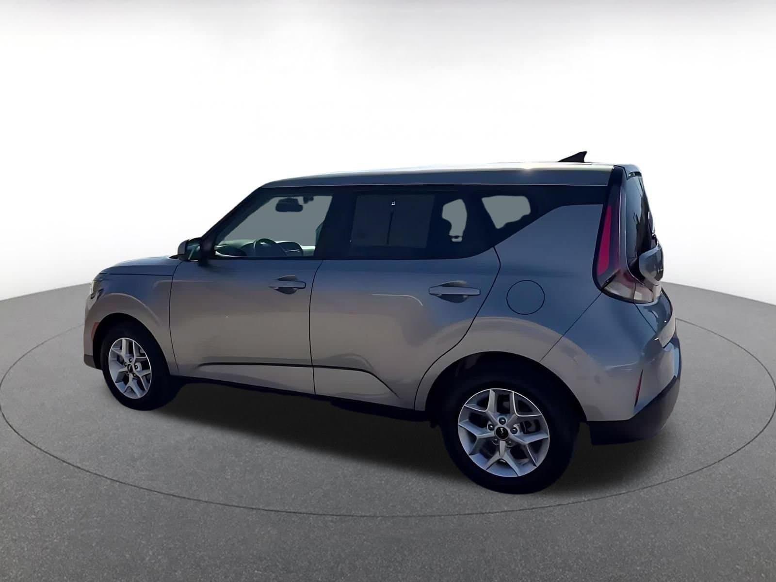 Thumbnail: 2025 Kia Soul - 10