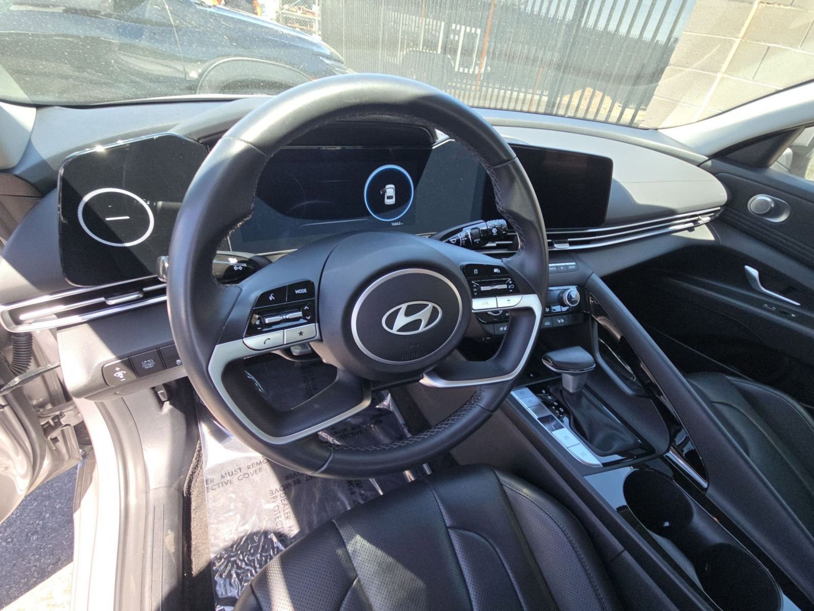 Thumbnail: 2025 Hyundai Elantra - 23