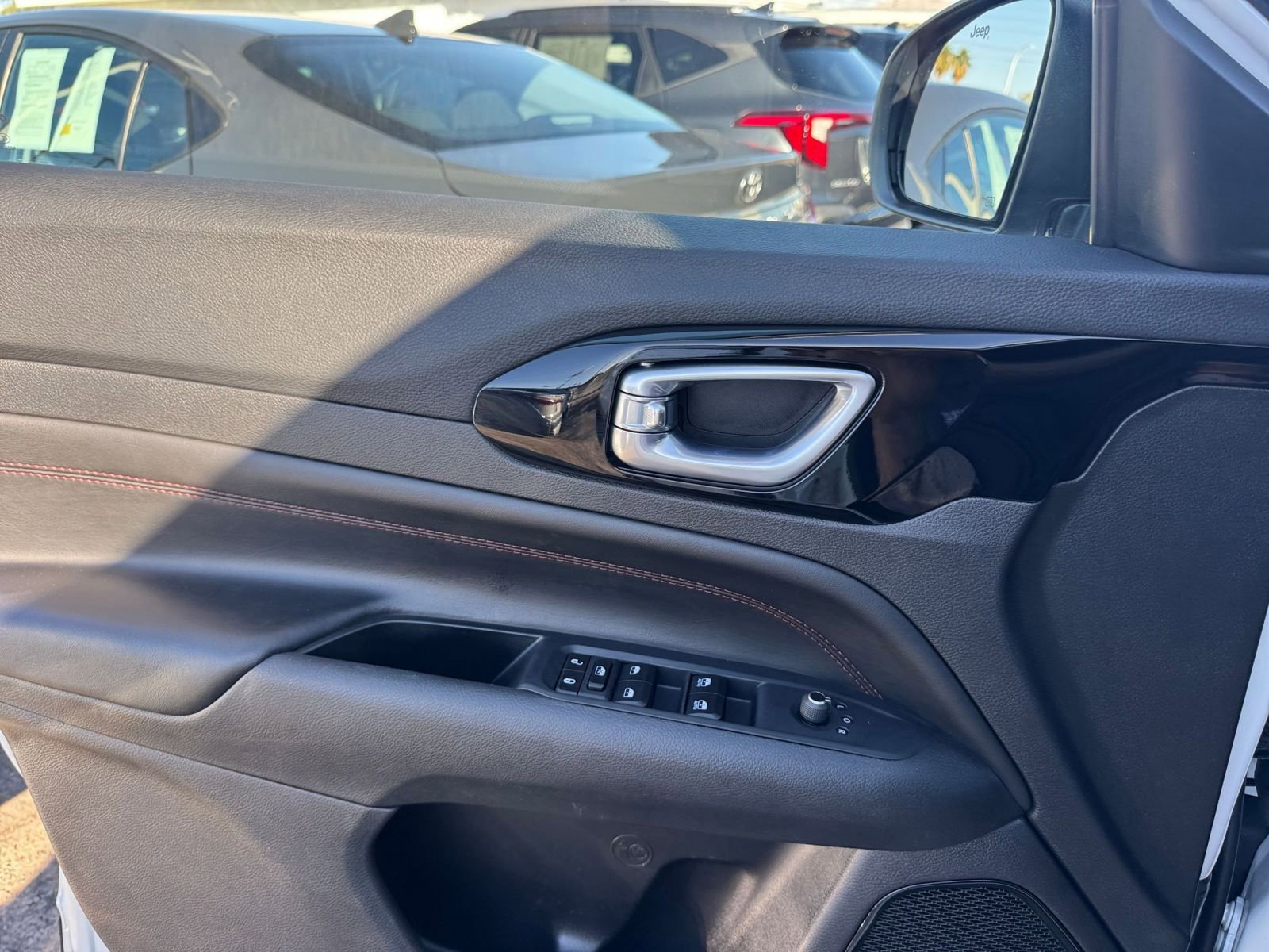 Thumbnail: 2025 Jeep Compass - 20