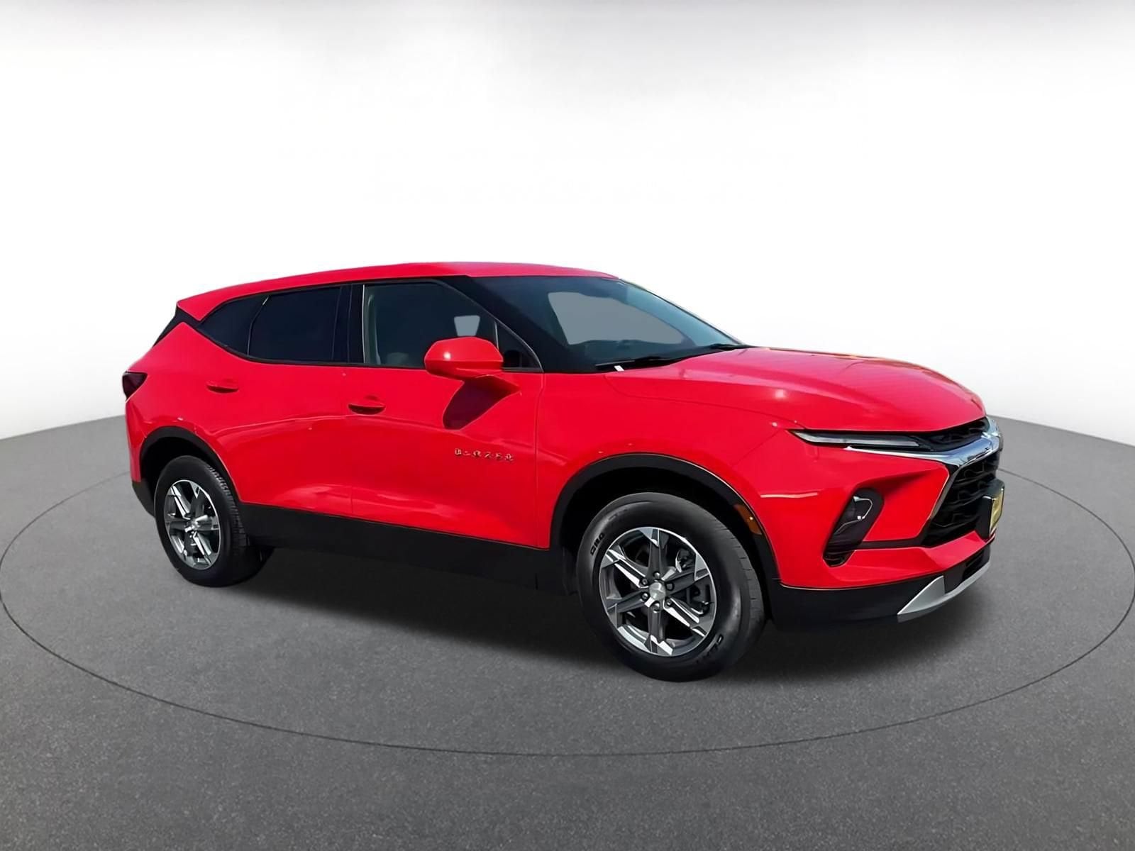 Thumbnail: 2025 Chevrolet Blazer - 2