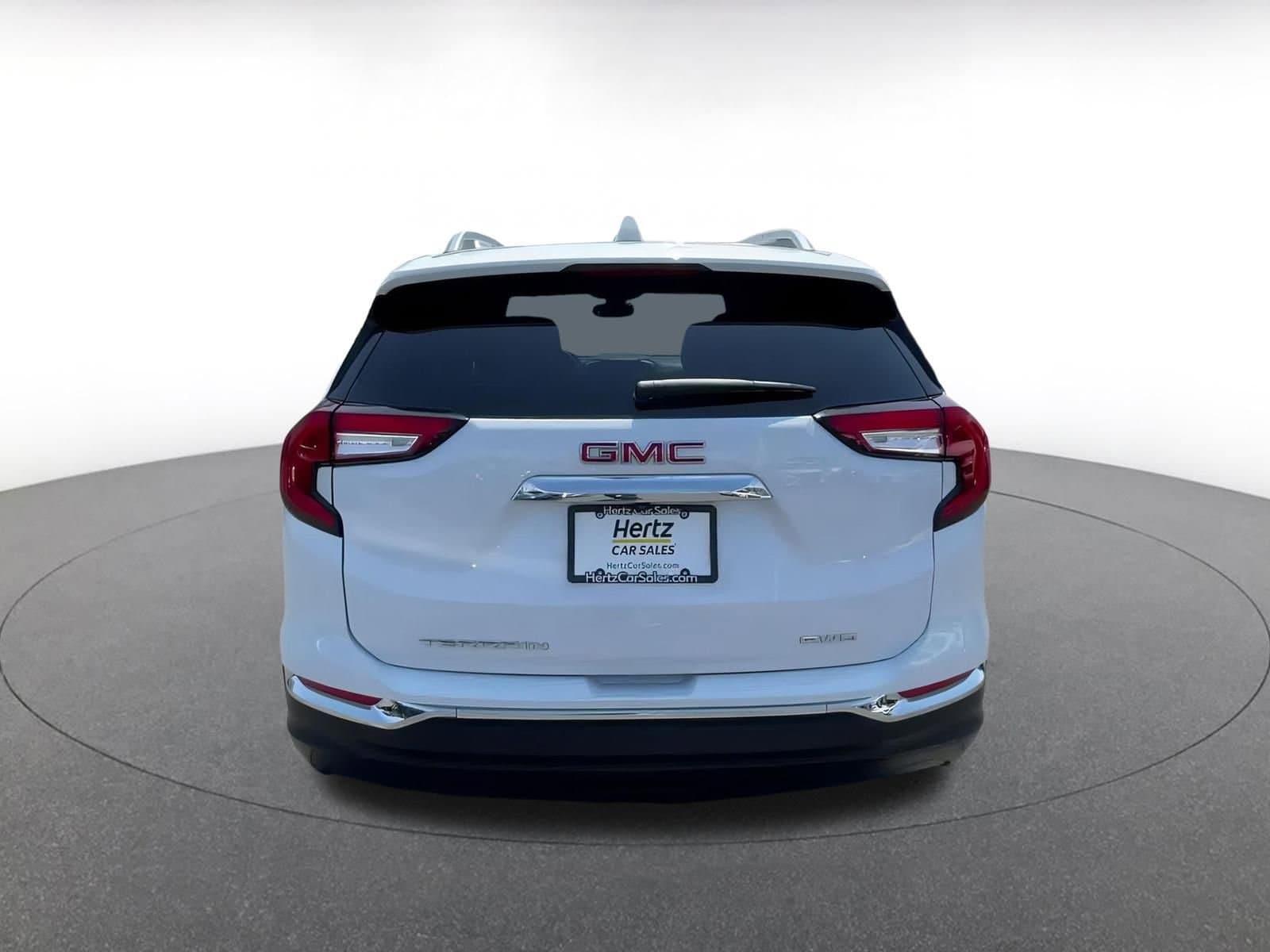 2024 GMC Terrain SLT 12