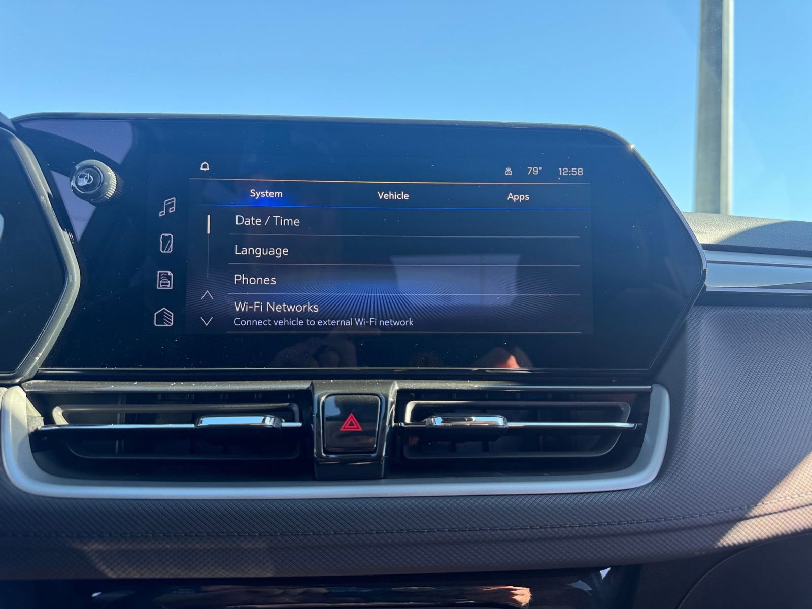 Thumbnail: 2025 Chevrolet TrailBlazer - 21