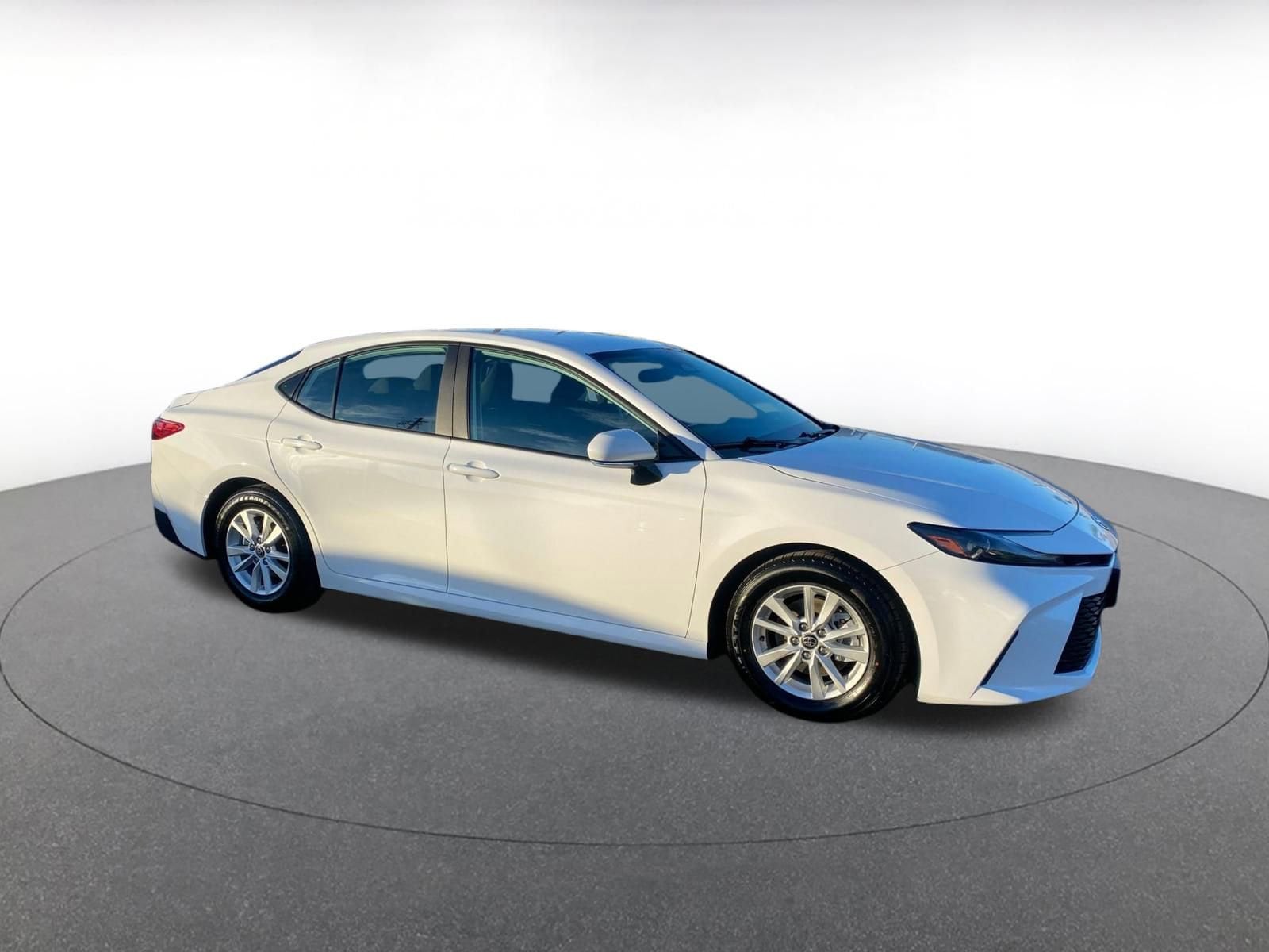 Thumbnail: 2025 Toyota Camry - 1