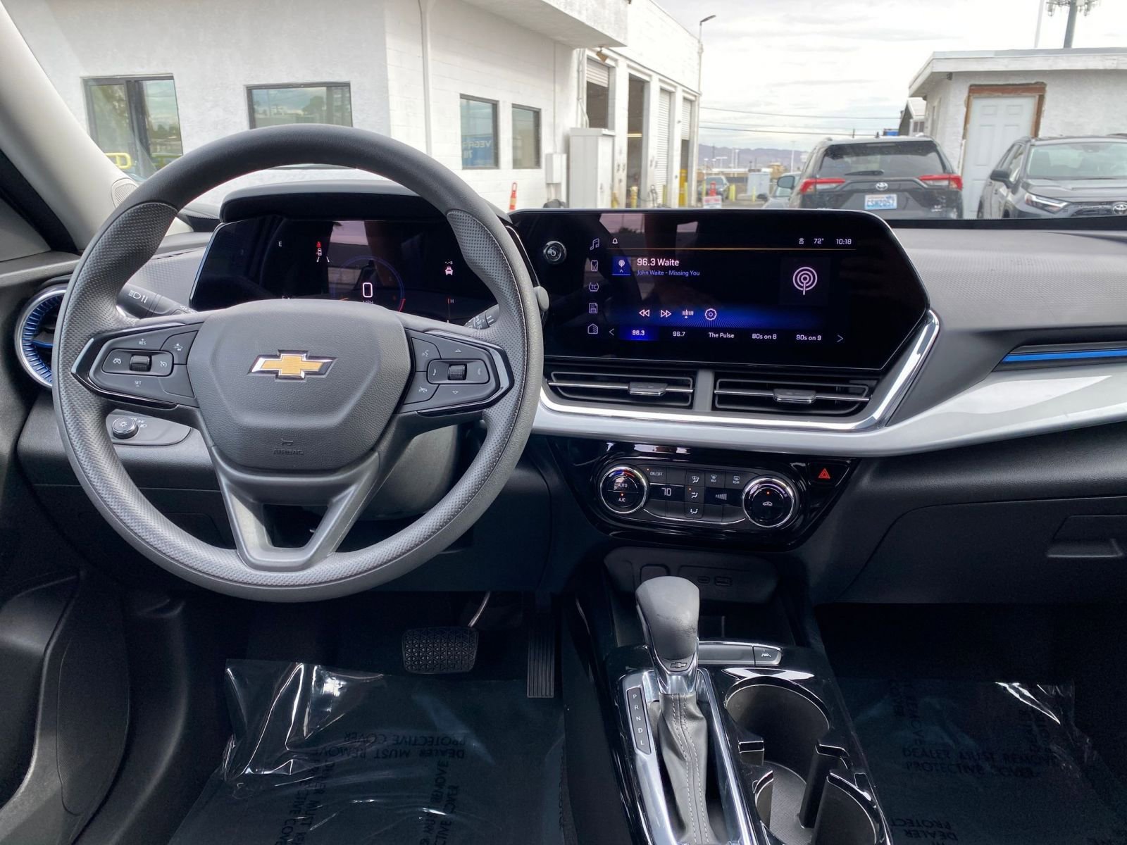 Thumbnail: 2025 Chevrolet Trax - 33