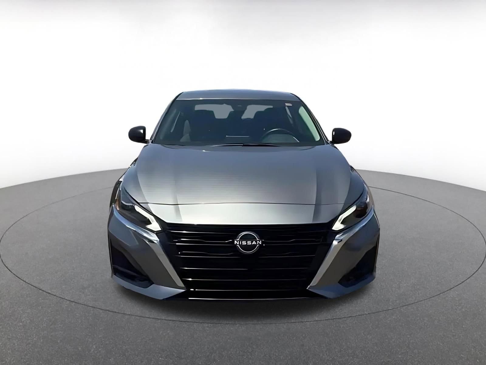 Thumbnail: 2025 Nissan Altima - 4