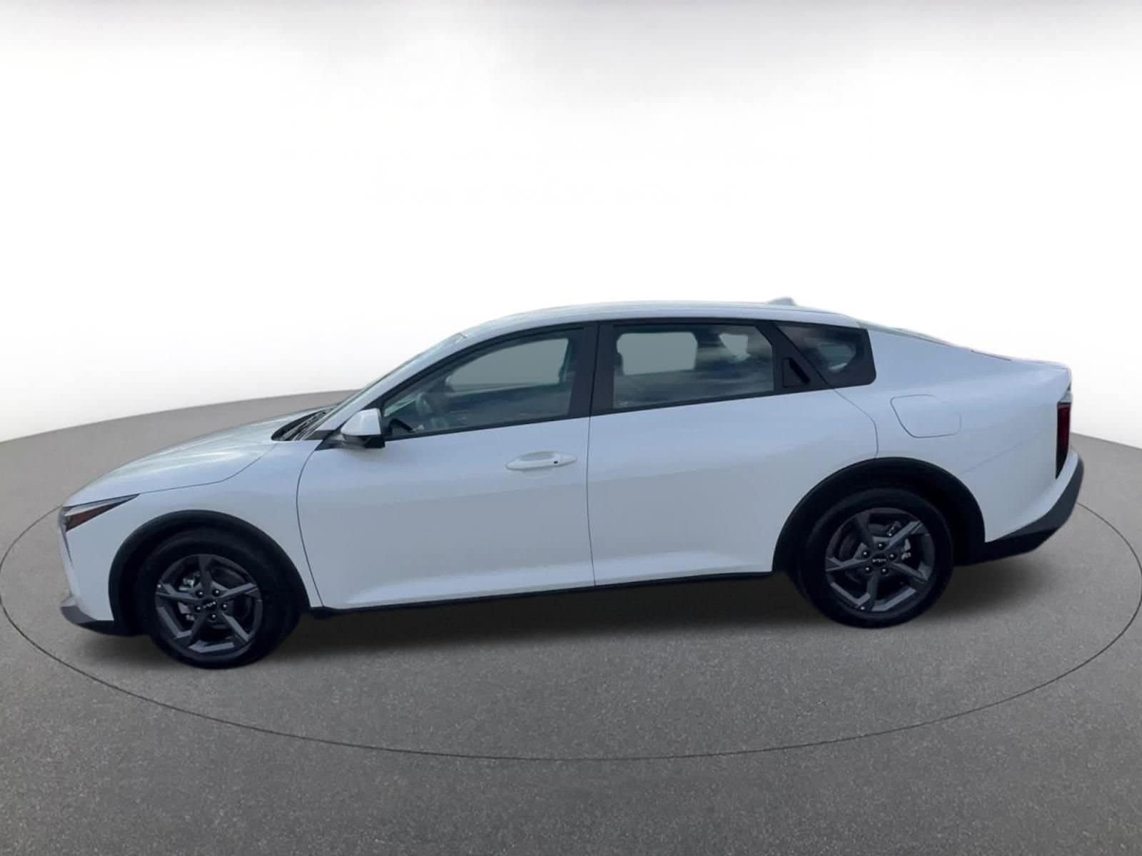 Thumbnail: 2025 Kia K4 - 9