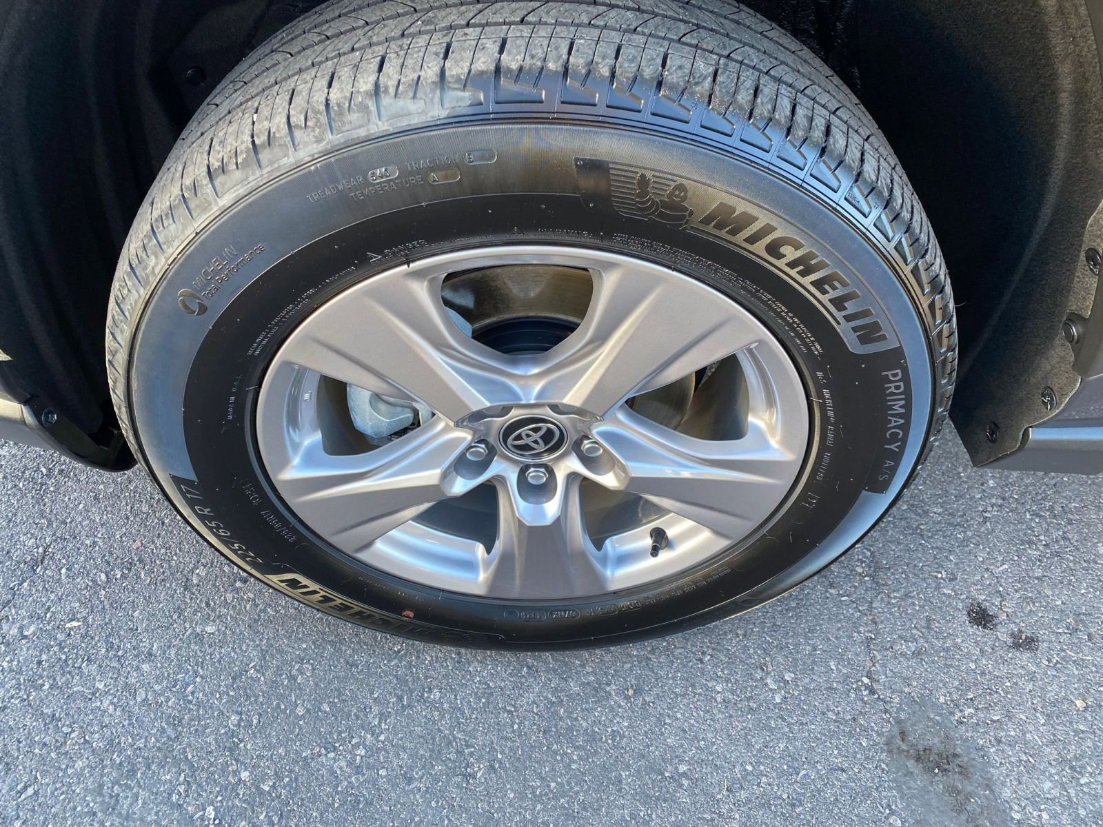 Thumbnail: 2025 Toyota RAV4 - 30