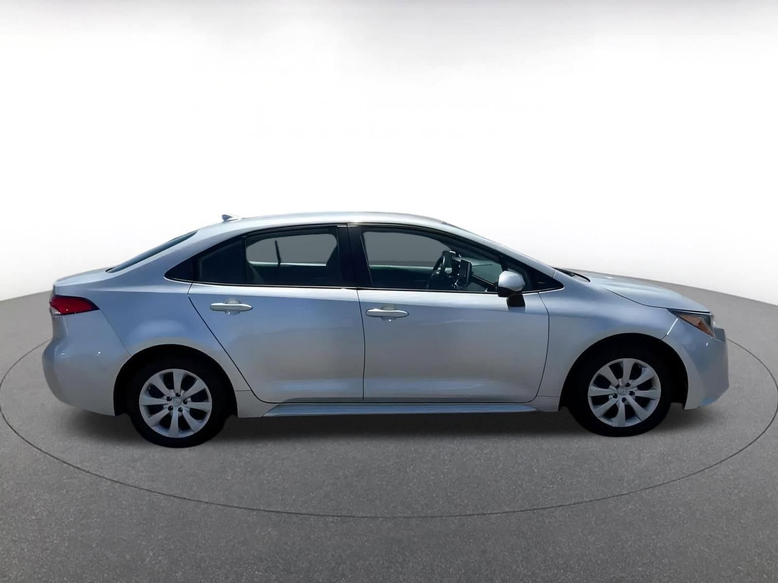 Thumbnail: 2021 Toyota Corolla - 16