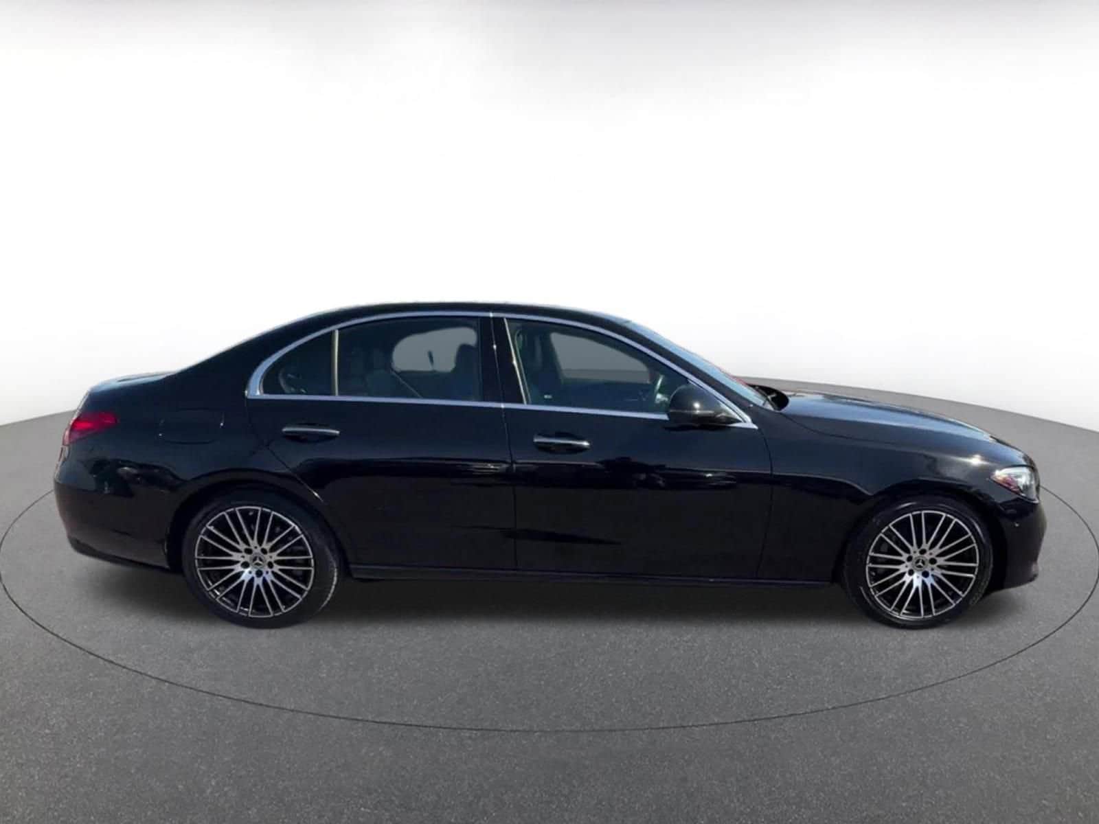 Thumbnail: 2024 Mercedes-Benz C-Class - 16