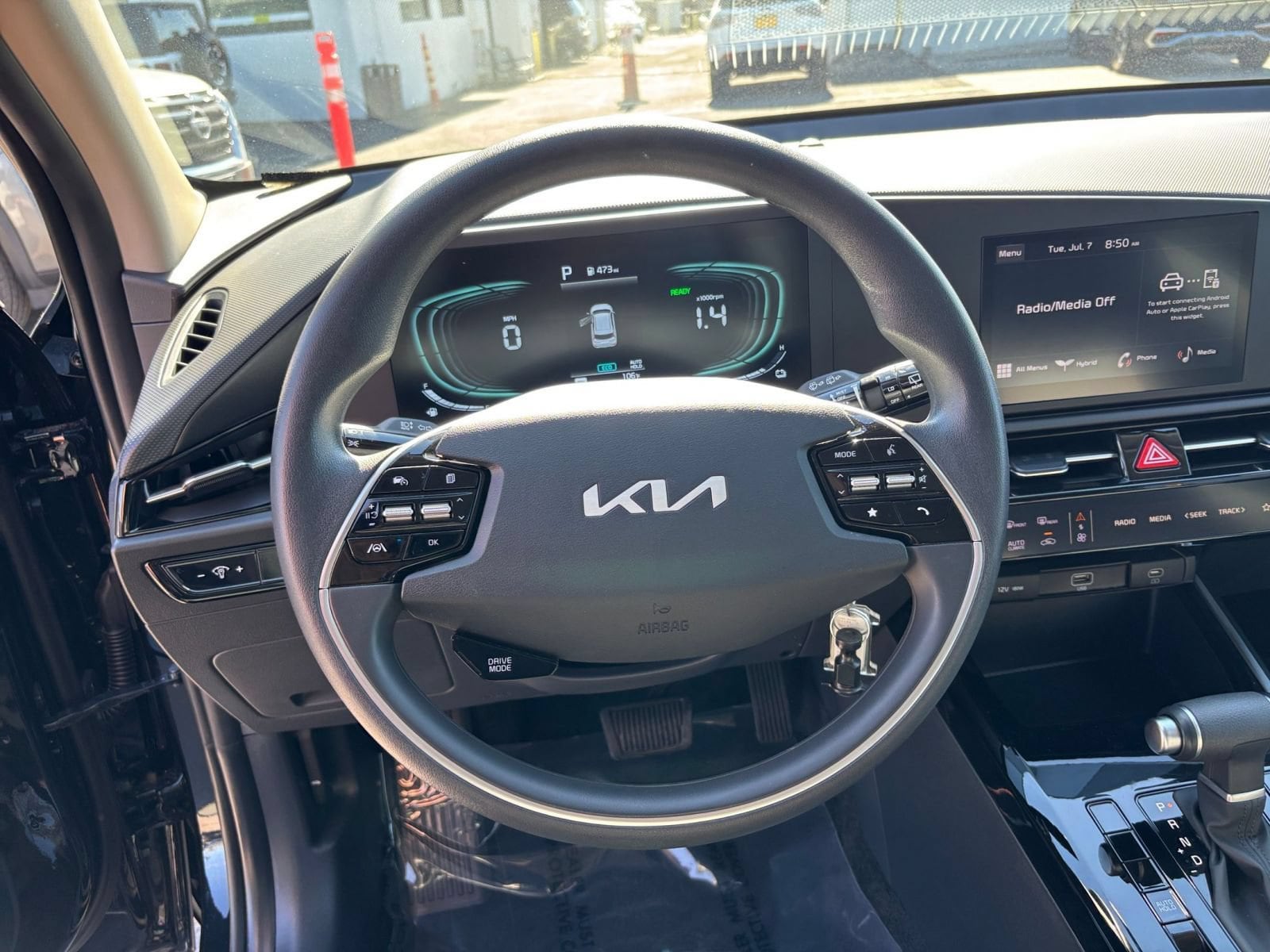 Thumbnail: 2026 Kia Niro - 25