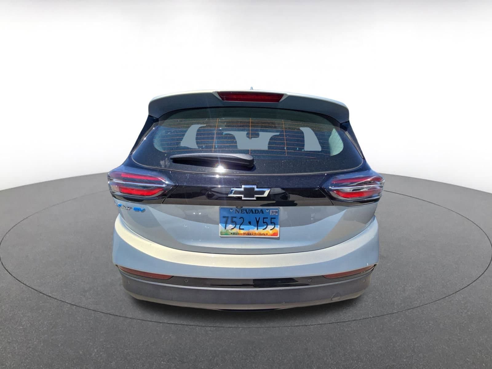 Thumbnail: 2023 Chevrolet Bolt EV - 9