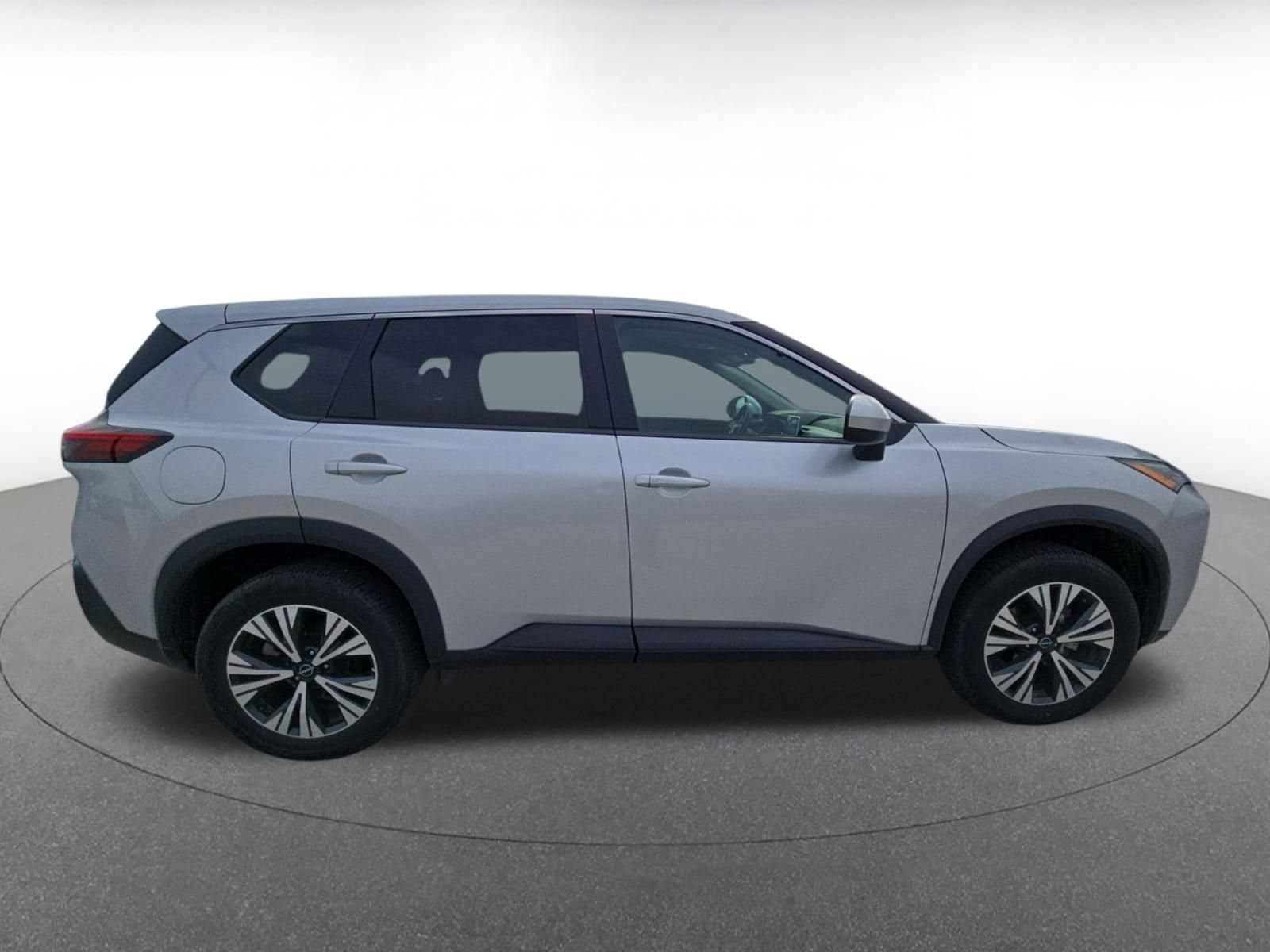 Thumbnail: 2023 Nissan Rogue - 9