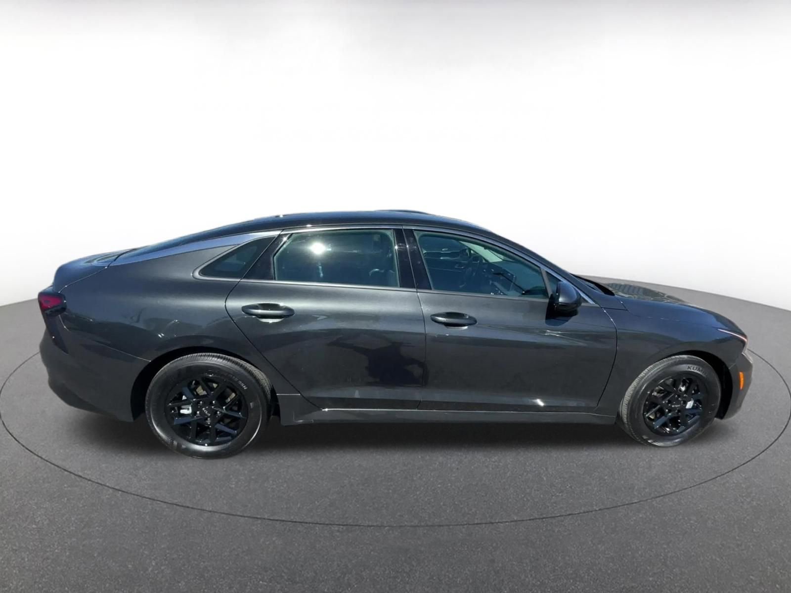 Thumbnail: 2025 Kia K5 - 16