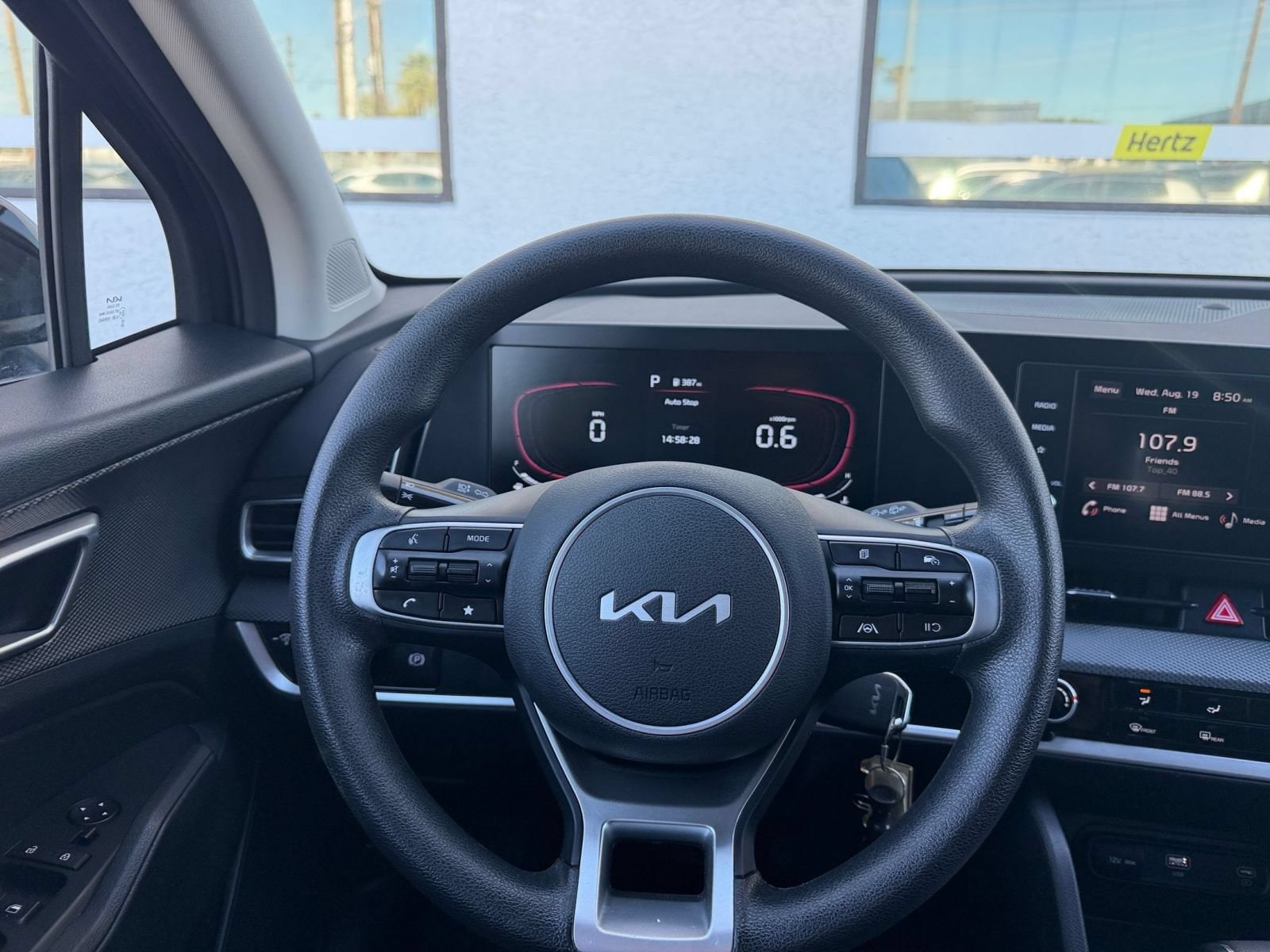 Thumbnail: 2025 Kia Sportage - 32
