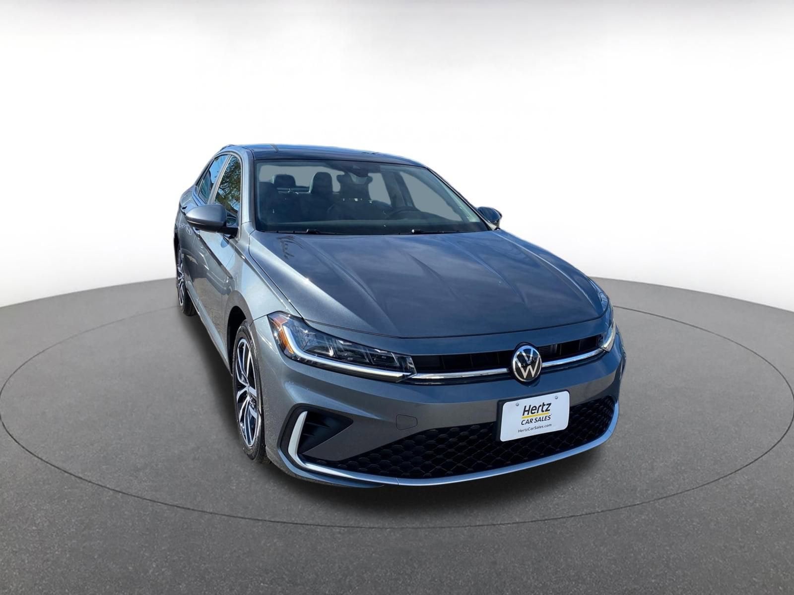 Thumbnail: 2025 Volkswagen Jetta - 1