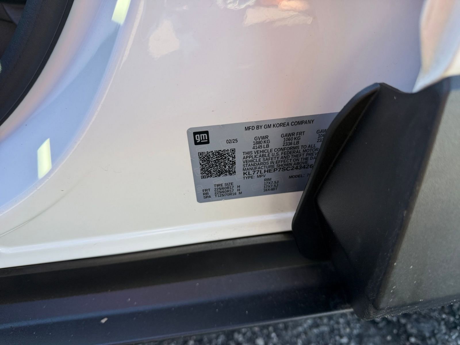 Thumbnail: 2025 Chevrolet Trax - 28