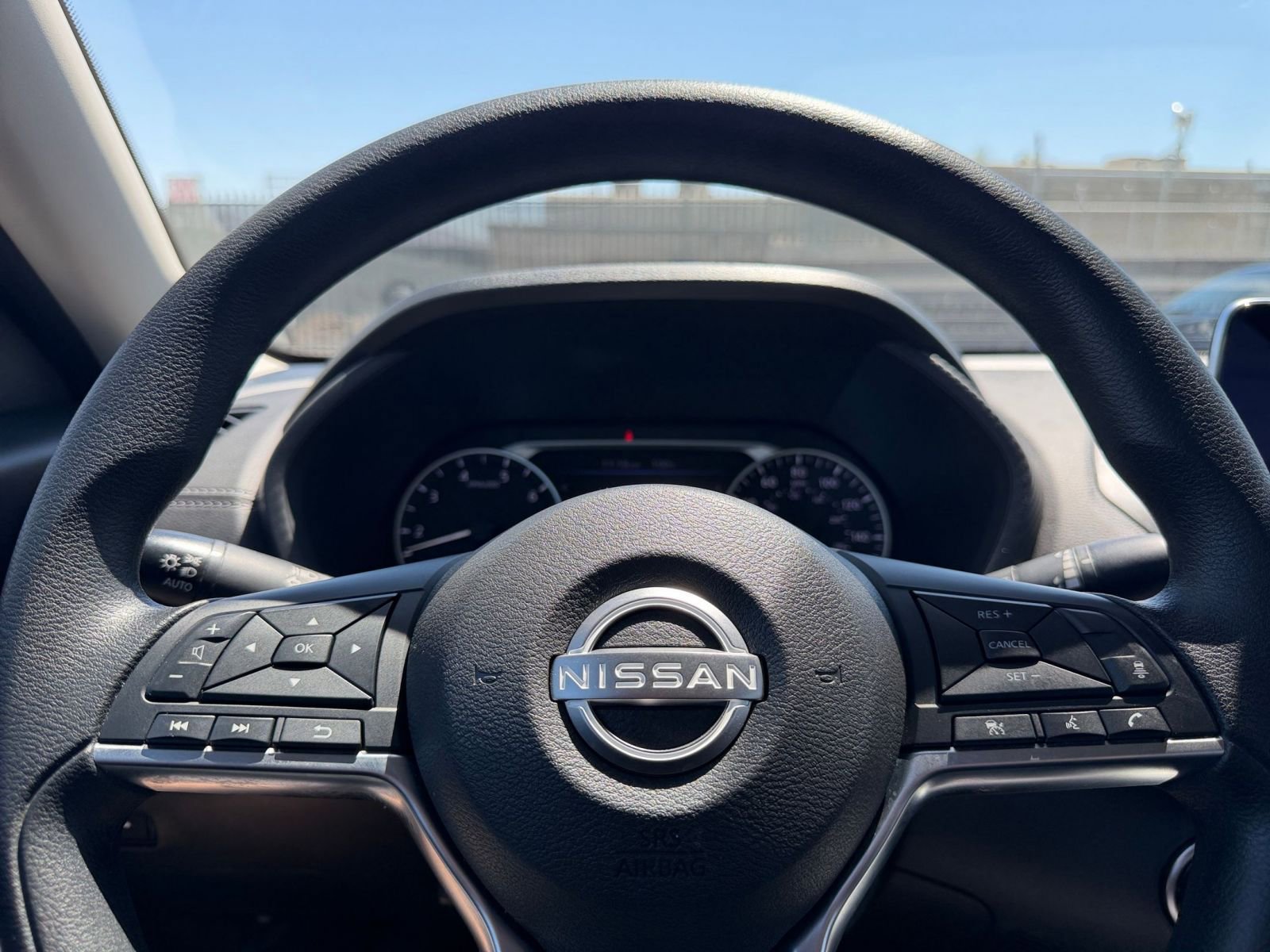 Thumbnail: 2025 Nissan Sentra - 25