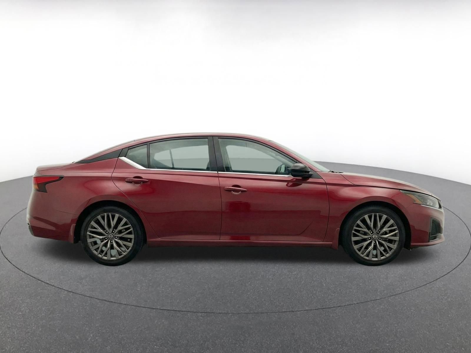 Thumbnail: 2025 Nissan Altima - 10