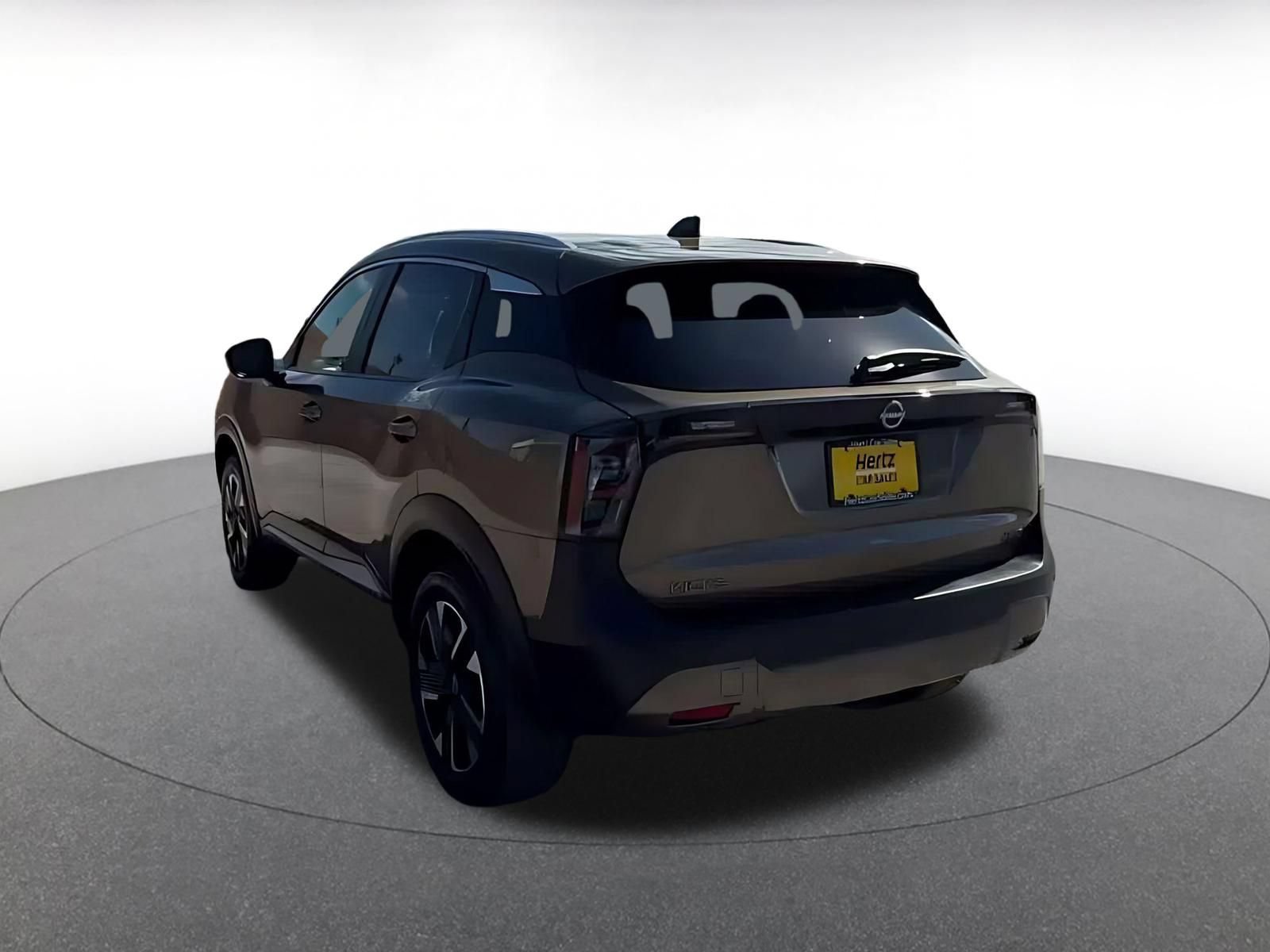 Thumbnail: 2026 Nissan Kicks - 11
