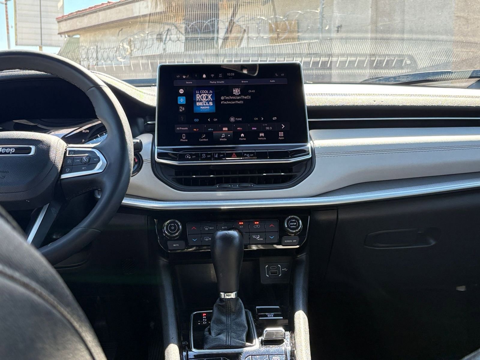 Thumbnail: 2025 Jeep Compass - 17