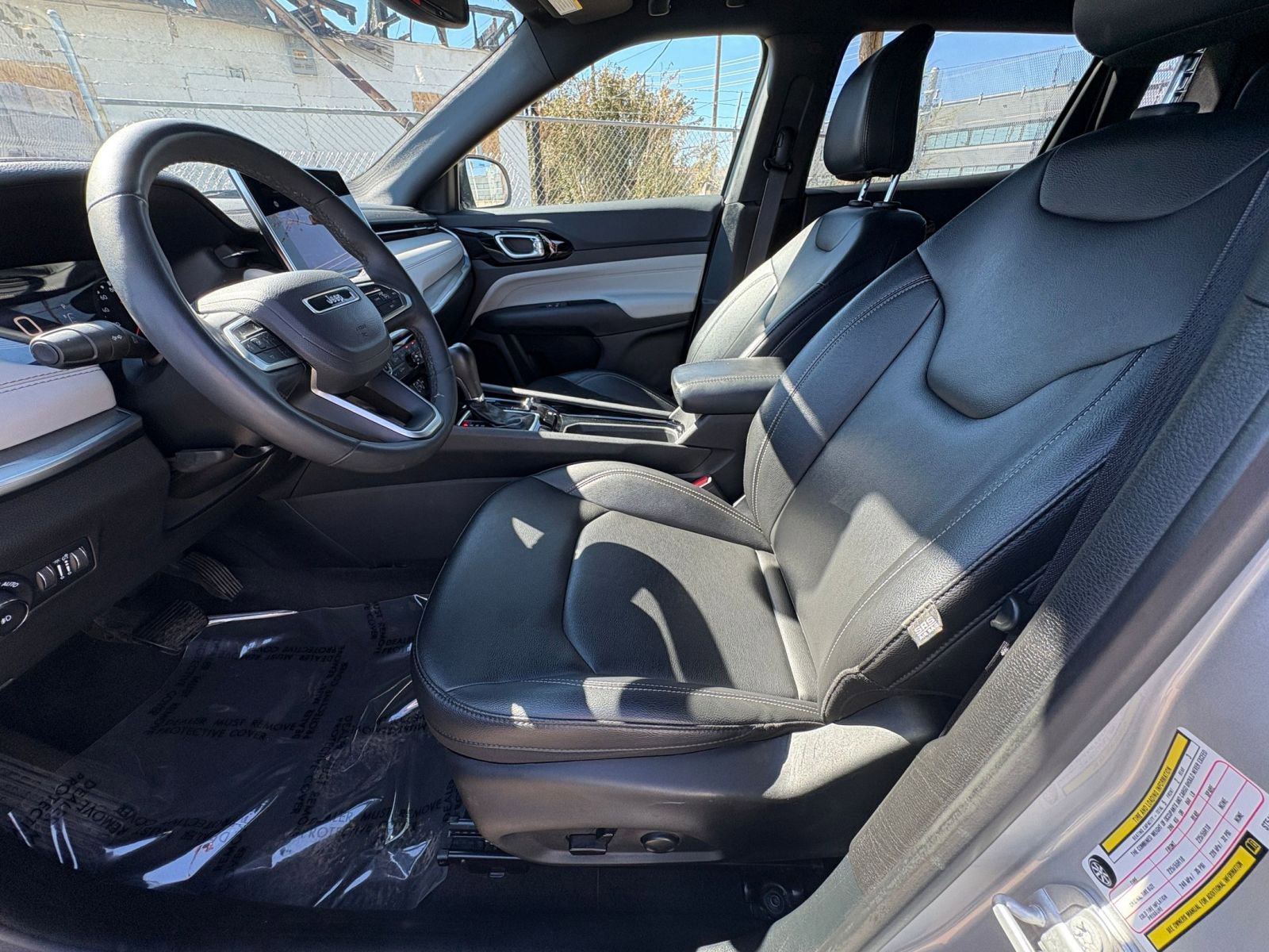 Thumbnail: 2025 Jeep Compass - 28