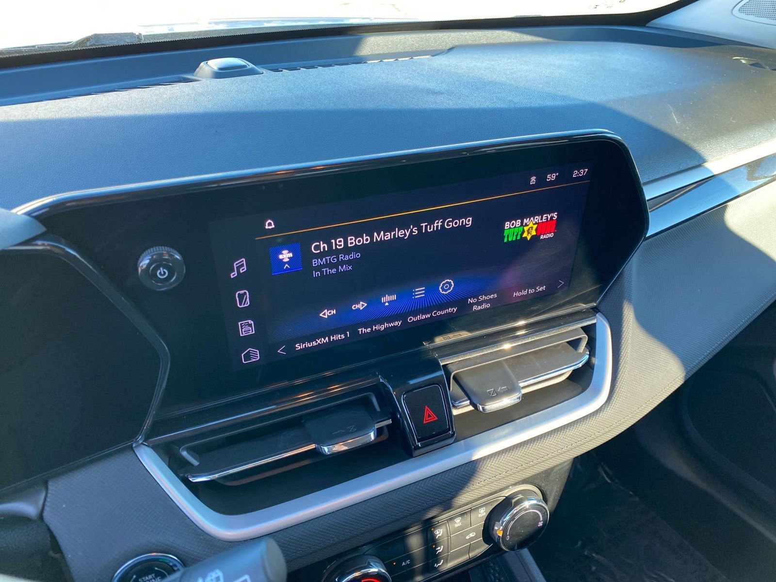 Thumbnail: 2025 Chevrolet TrailBlazer - 21