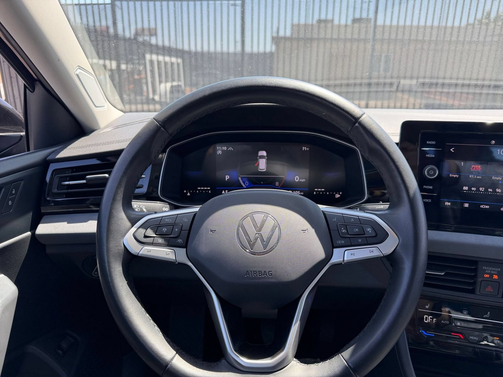 Thumbnail: 2025 Volkswagen Jetta - 35