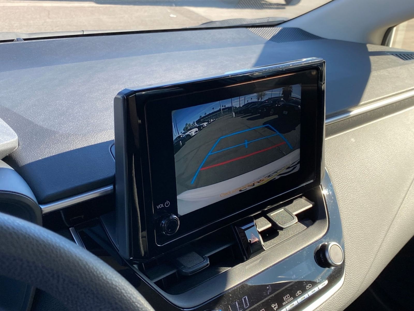 Thumbnail: 2025 Toyota Corolla - 17