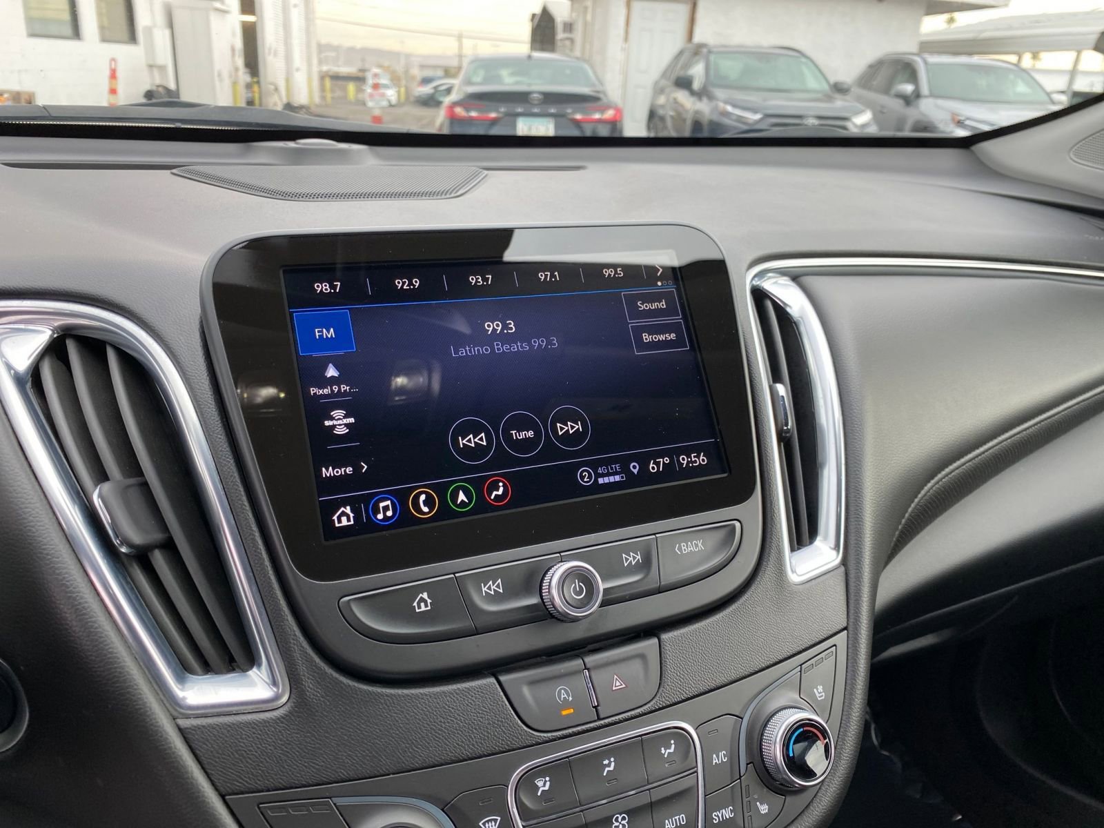 Thumbnail: 2024 Chevrolet Malibu - 21