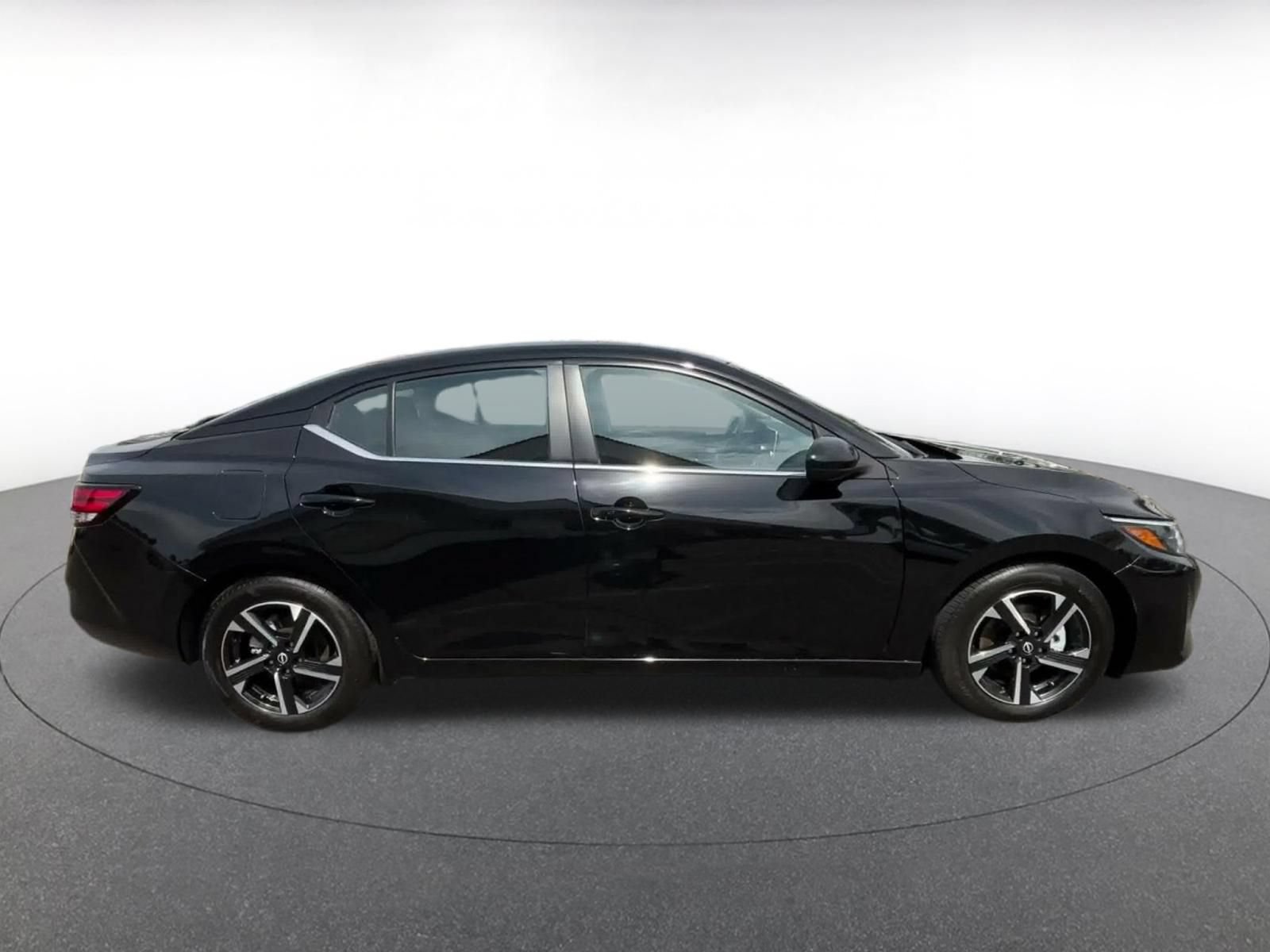 Thumbnail: 2025 Nissan Sentra - 16