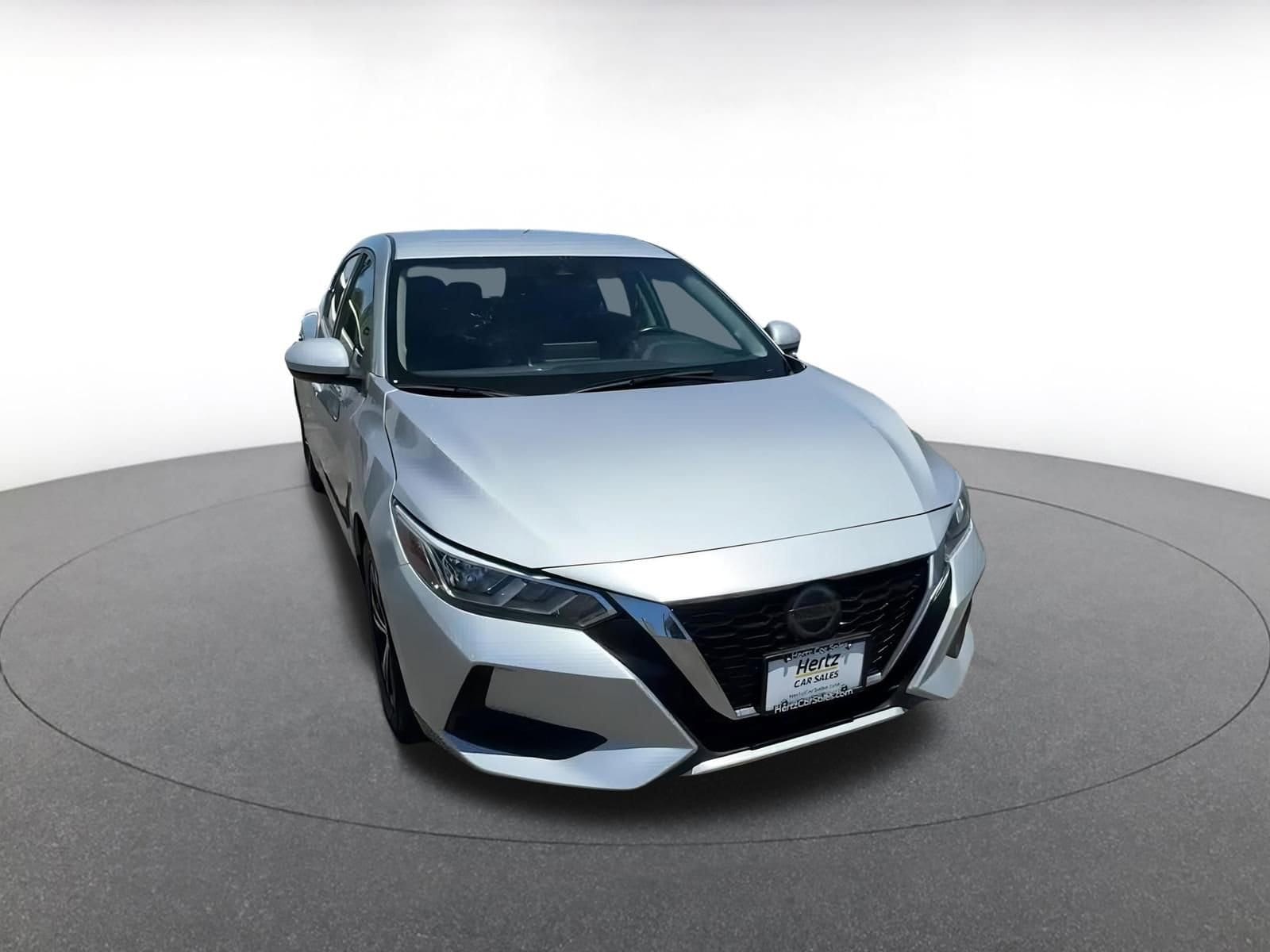 Thumbnail: 2023 Nissan Sentra - 3