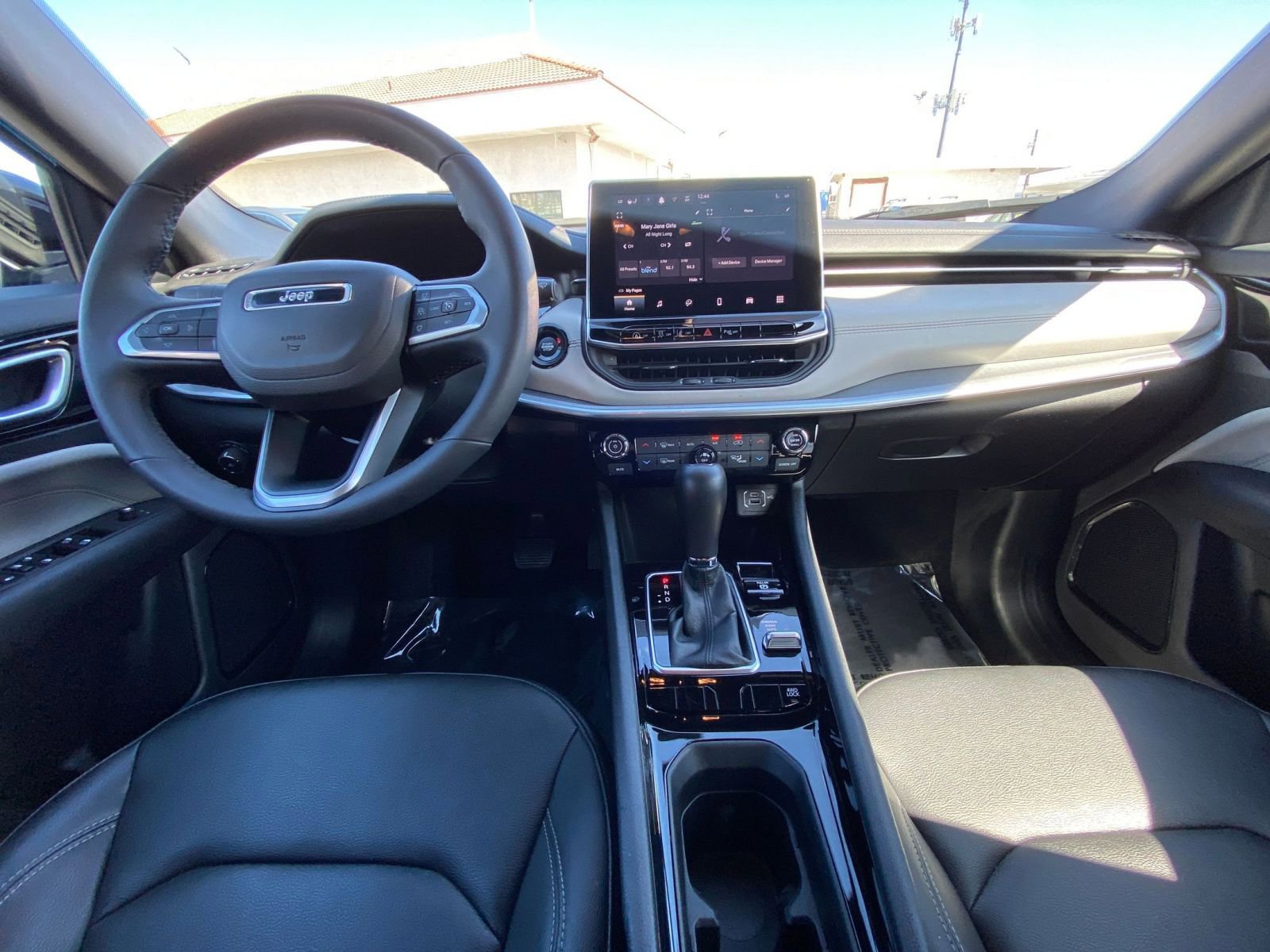 Thumbnail: 2025 Jeep Compass - 34