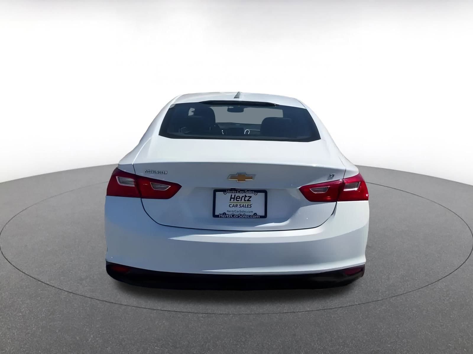 Thumbnail: 2023 Chevrolet Malibu - 12