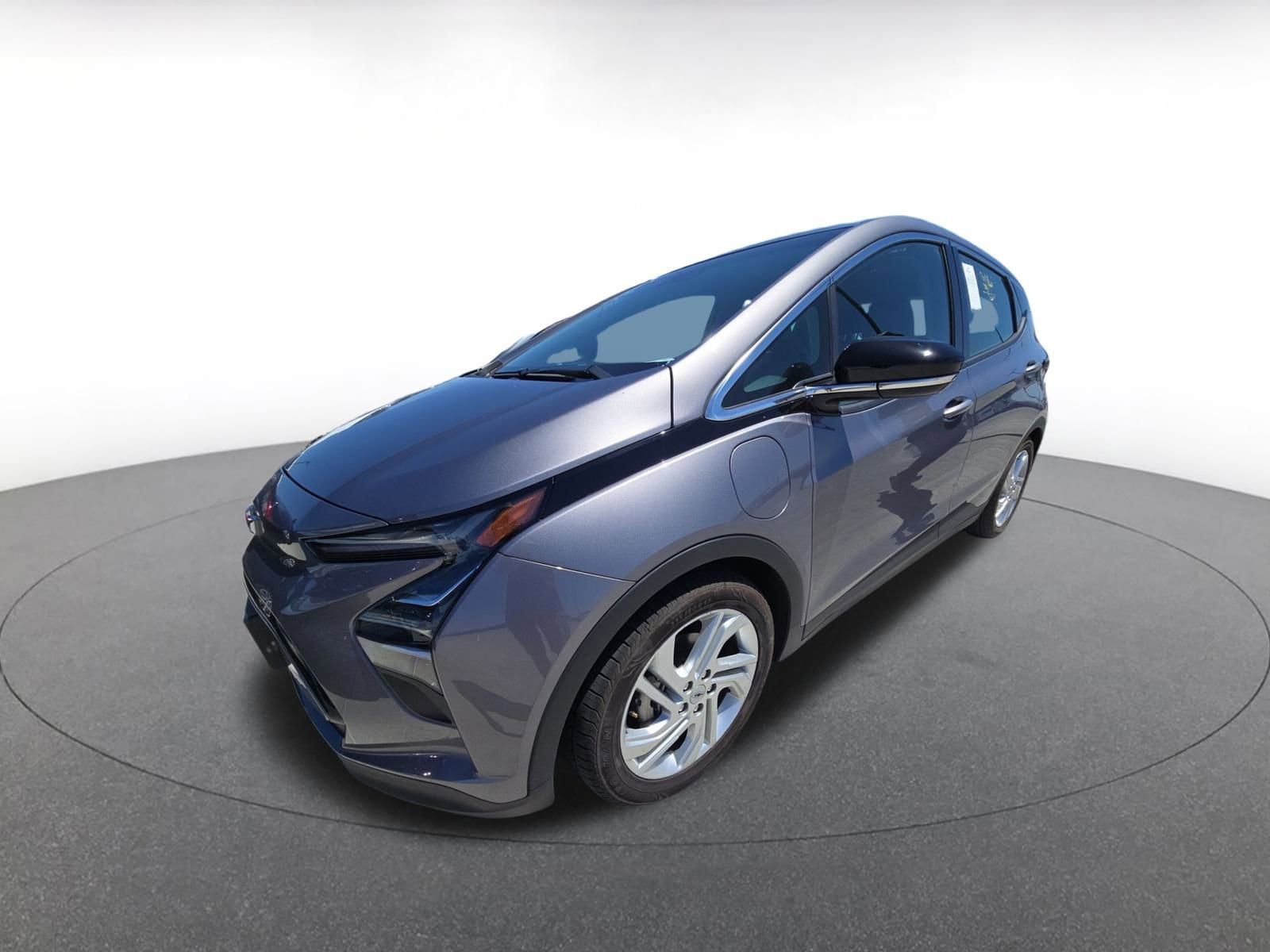 Thumbnail: 2023 Chevrolet Bolt EV - 4