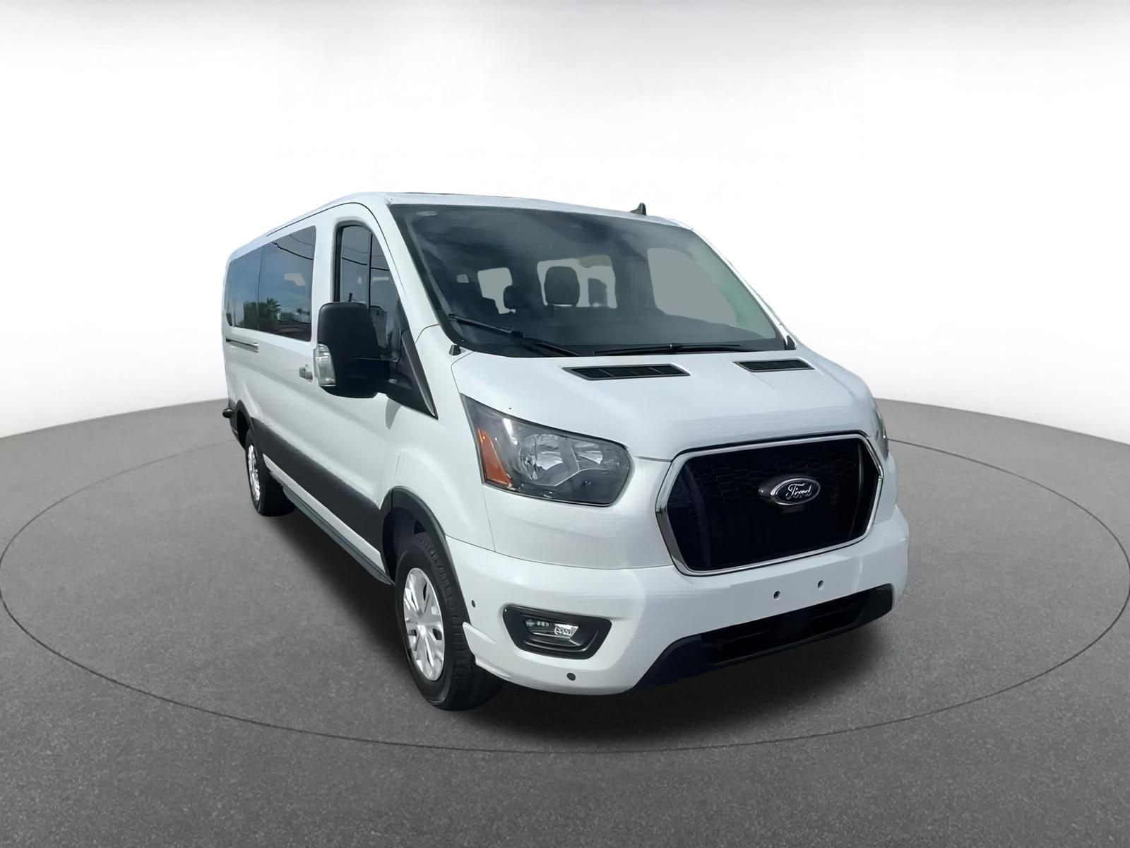 Thumbnail: 2024 Ford Econoline - 3