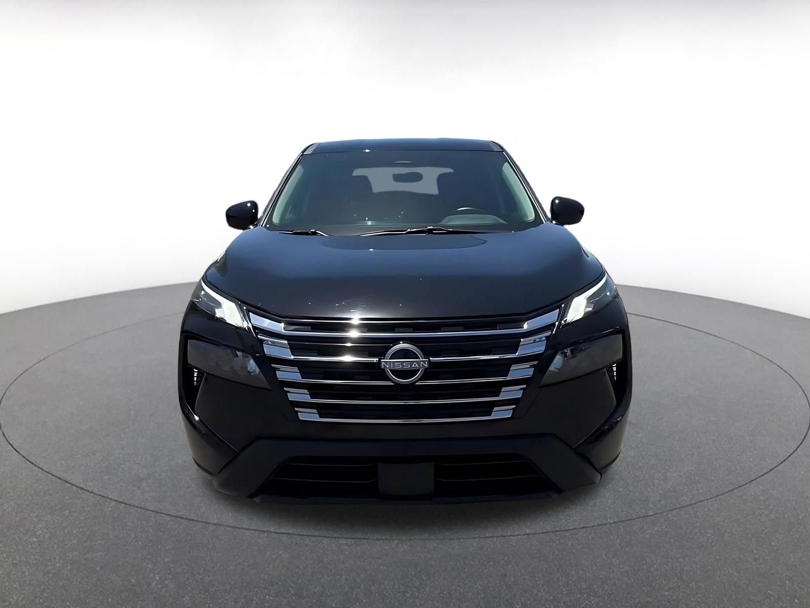 Thumbnail: 2025 Nissan Rogue - 4