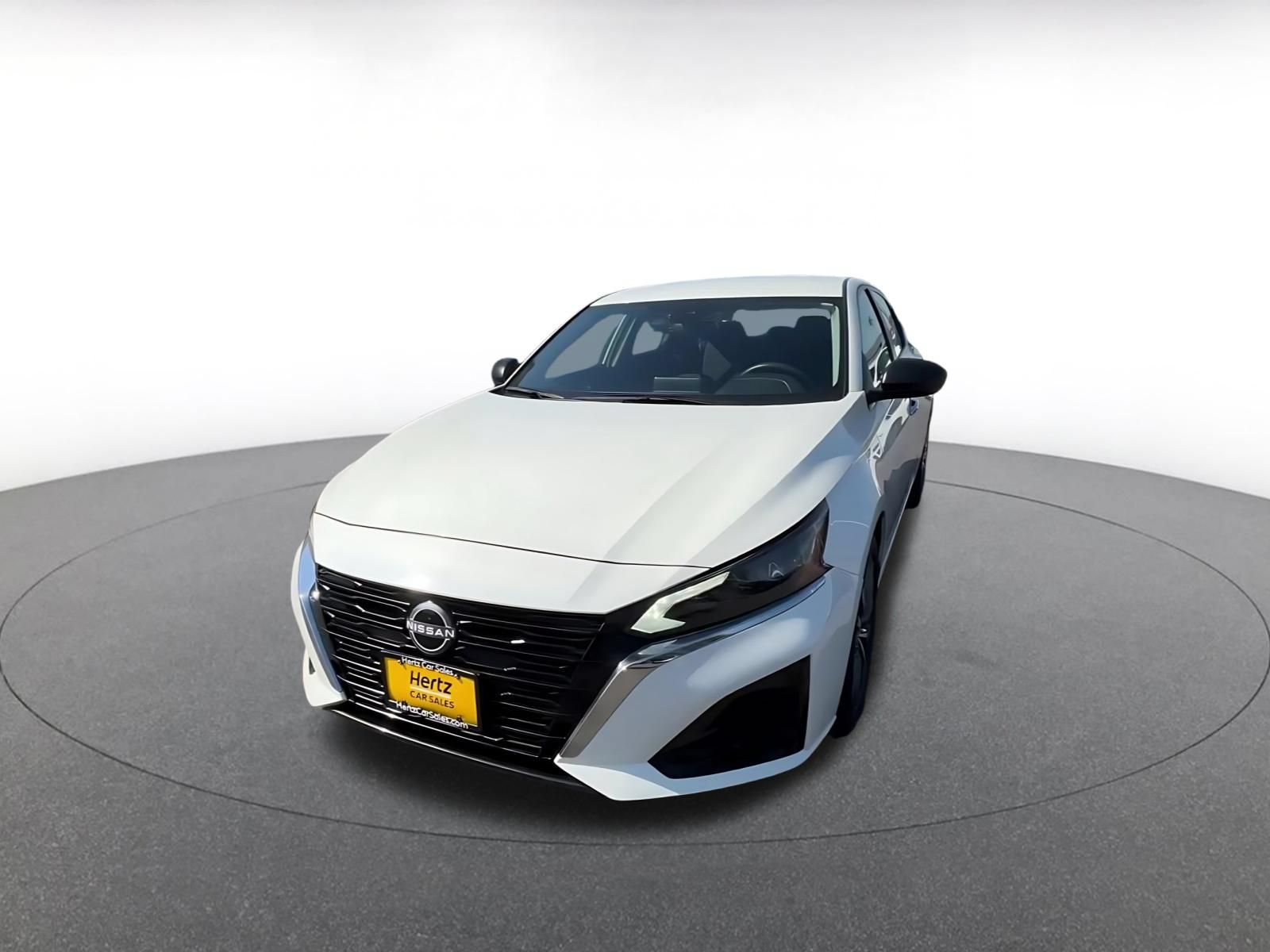 Thumbnail: 2025 Nissan Altima - 6