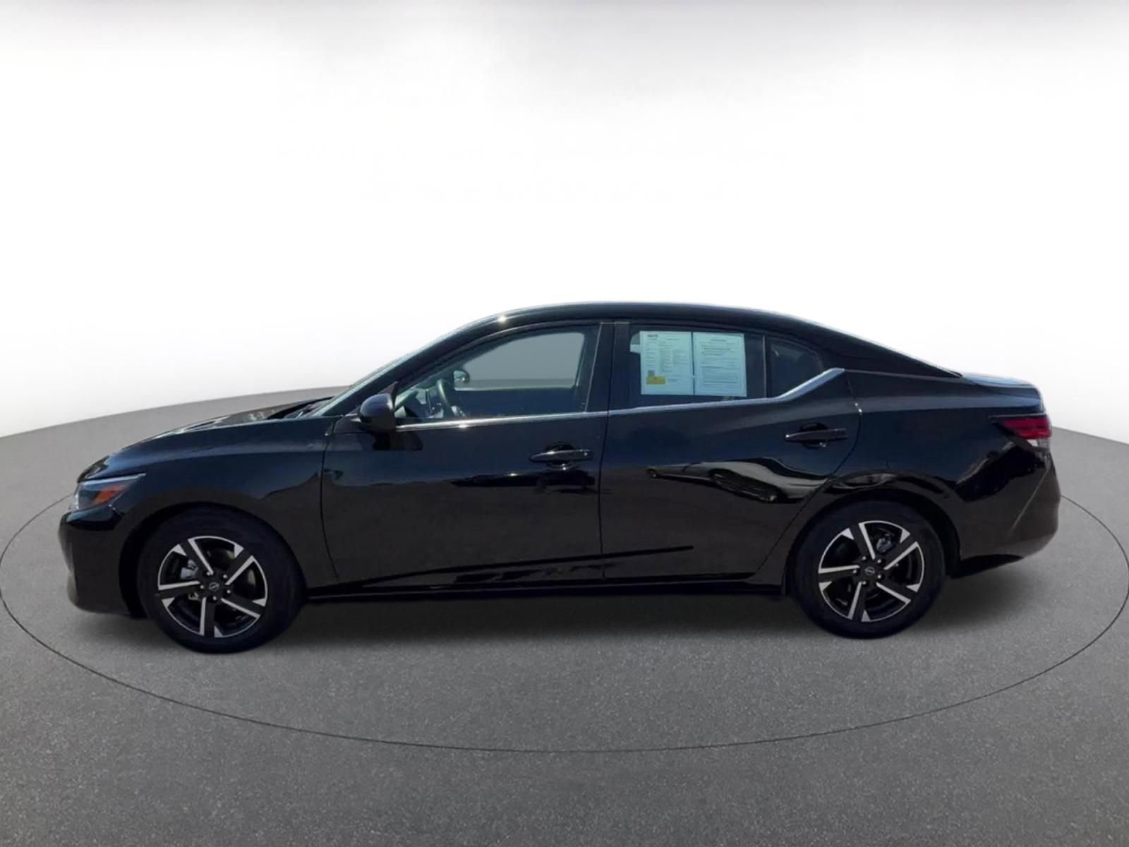 Thumbnail: 2025 Nissan Sentra - 9