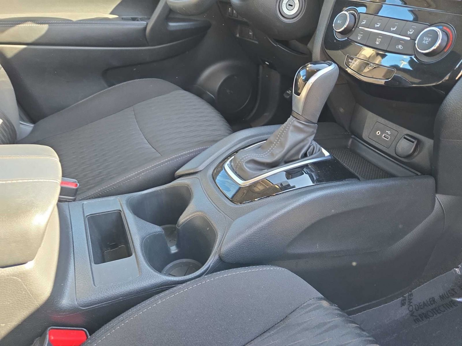 Thumbnail: 2020 Nissan Rogue - 22