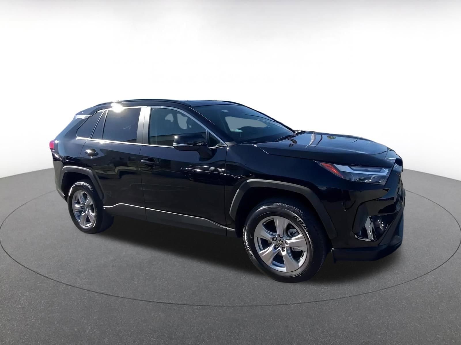 Thumbnail: 2025 Toyota RAV4 - 2