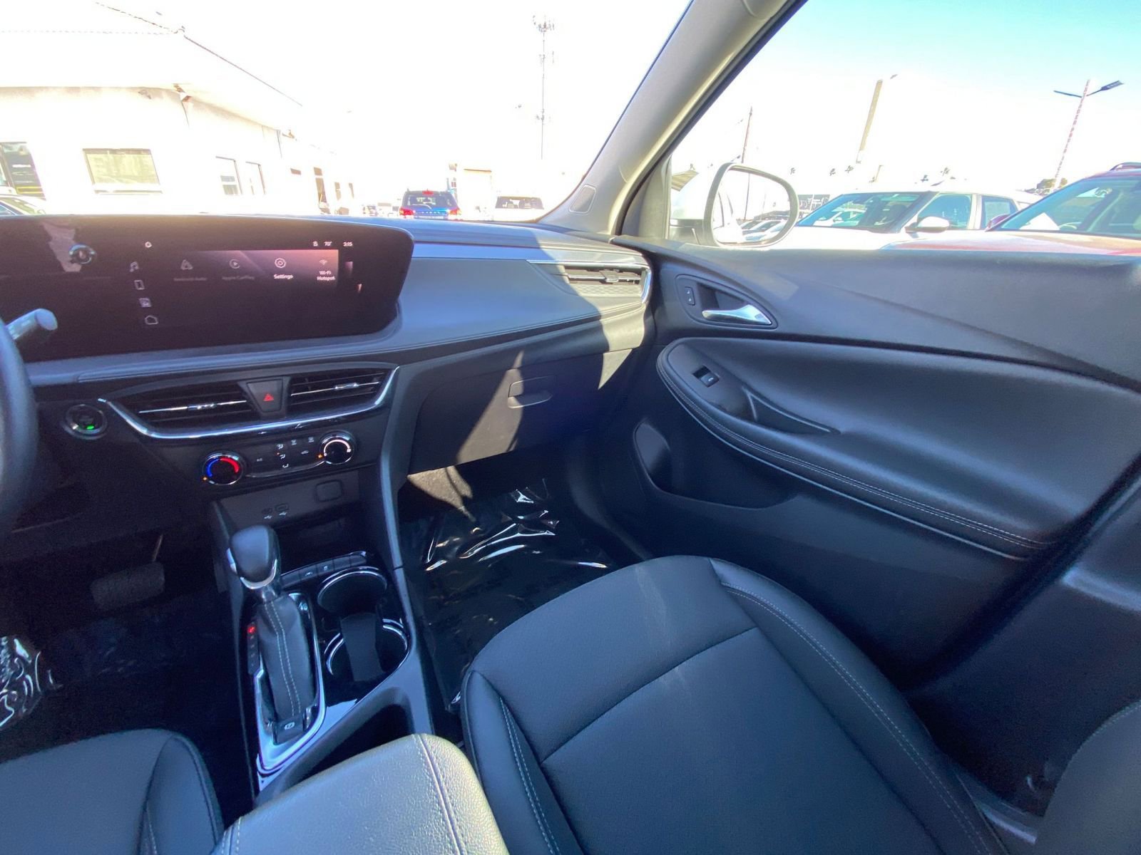 Thumbnail: 2025 Buick Encore GX - 34