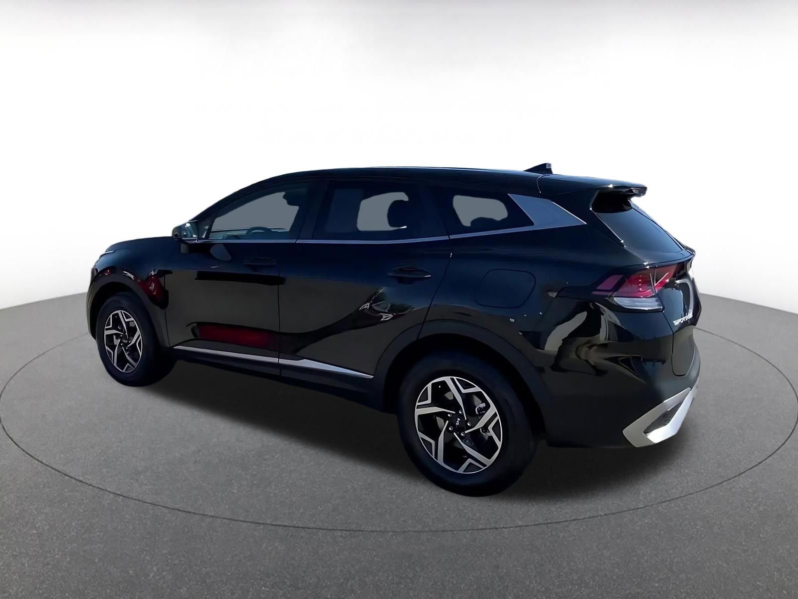 Thumbnail: 2025 Kia Sportage - 10