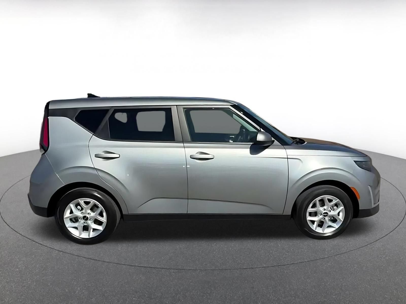 Thumbnail: 2025 Kia Soul - 16