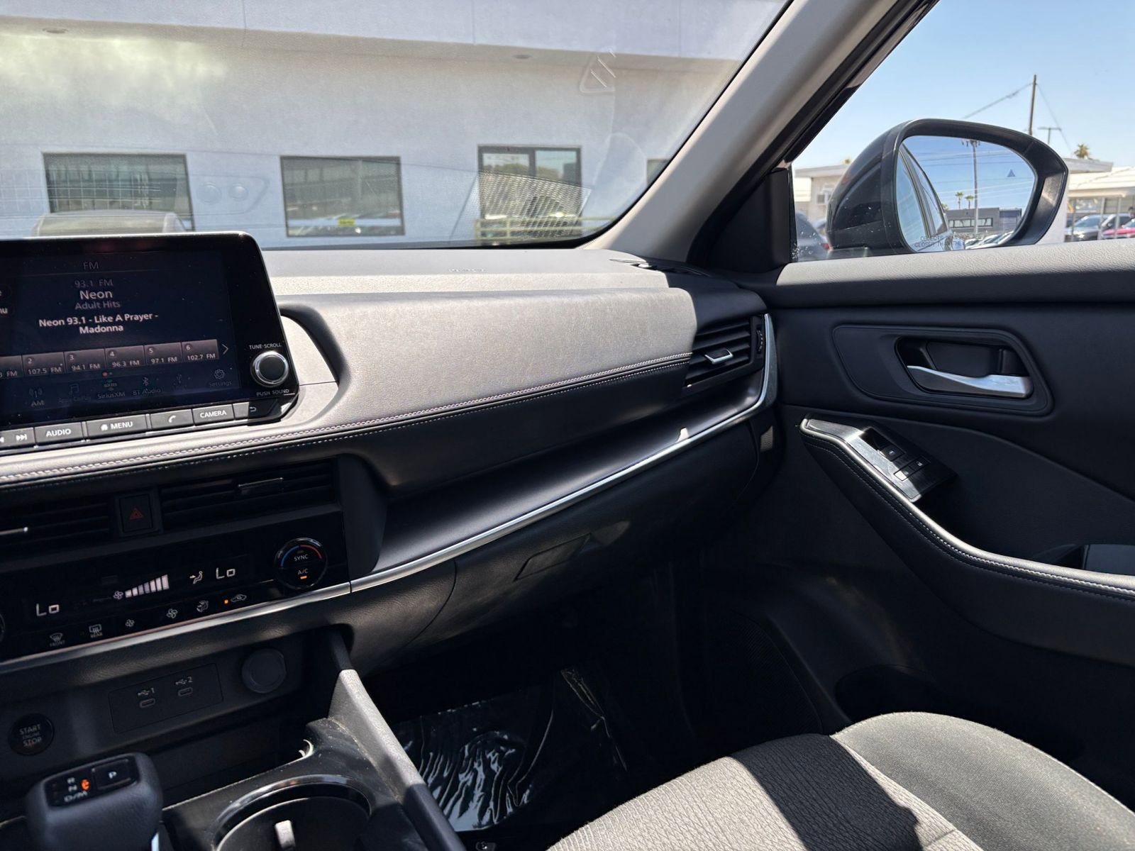 Thumbnail: 2025 Nissan Rogue - 32