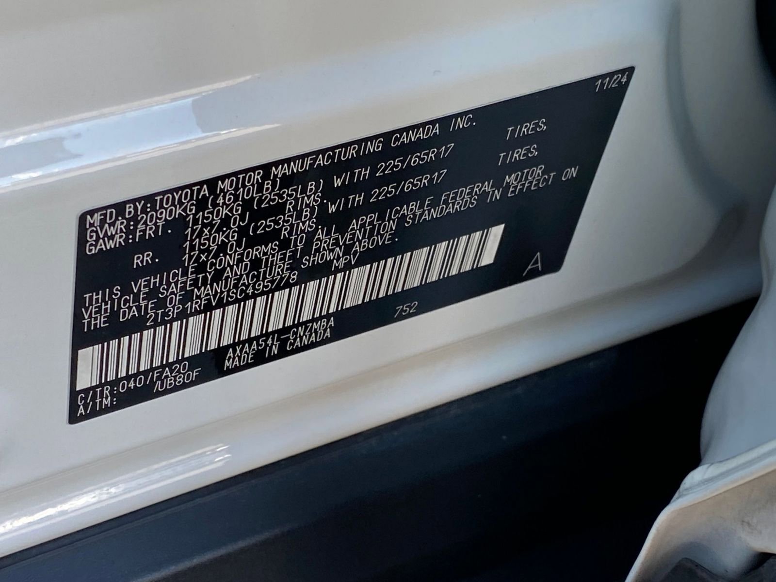 Thumbnail: 2025 Toyota RAV4 - 31