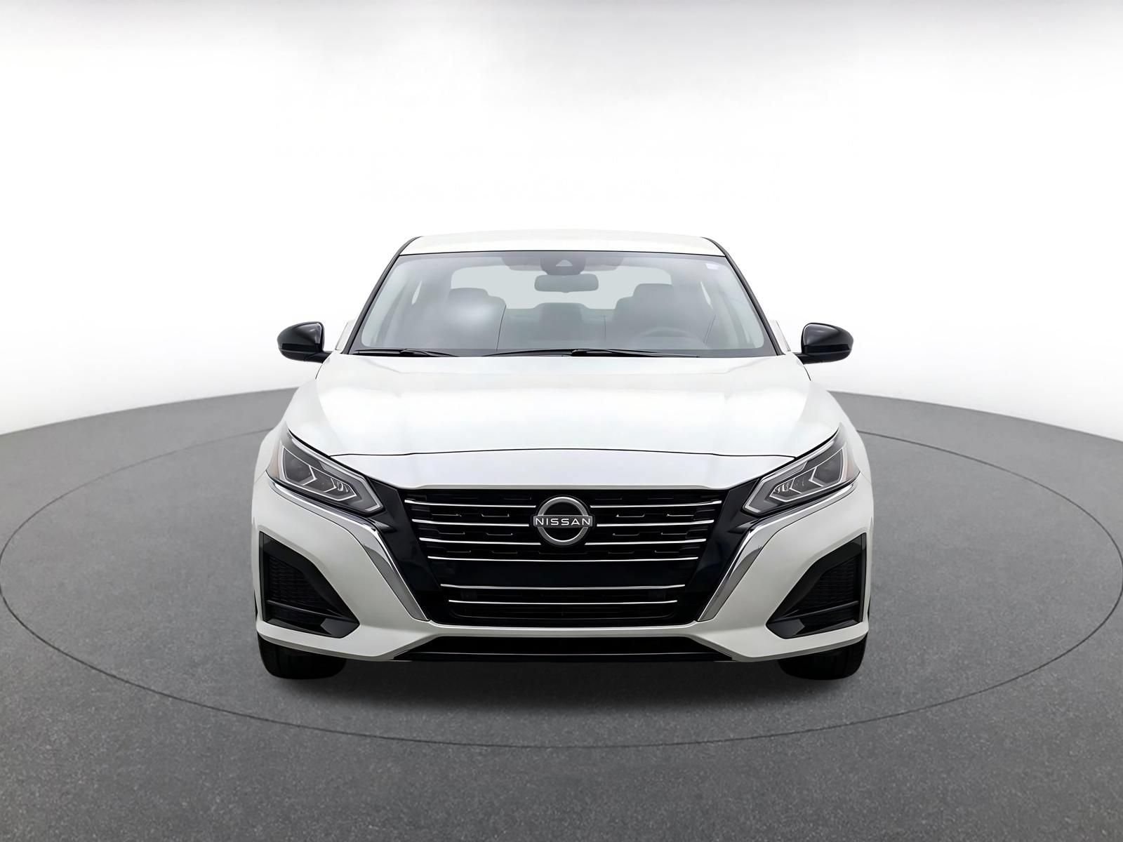 Thumbnail: 2025 Nissan Altima - 2