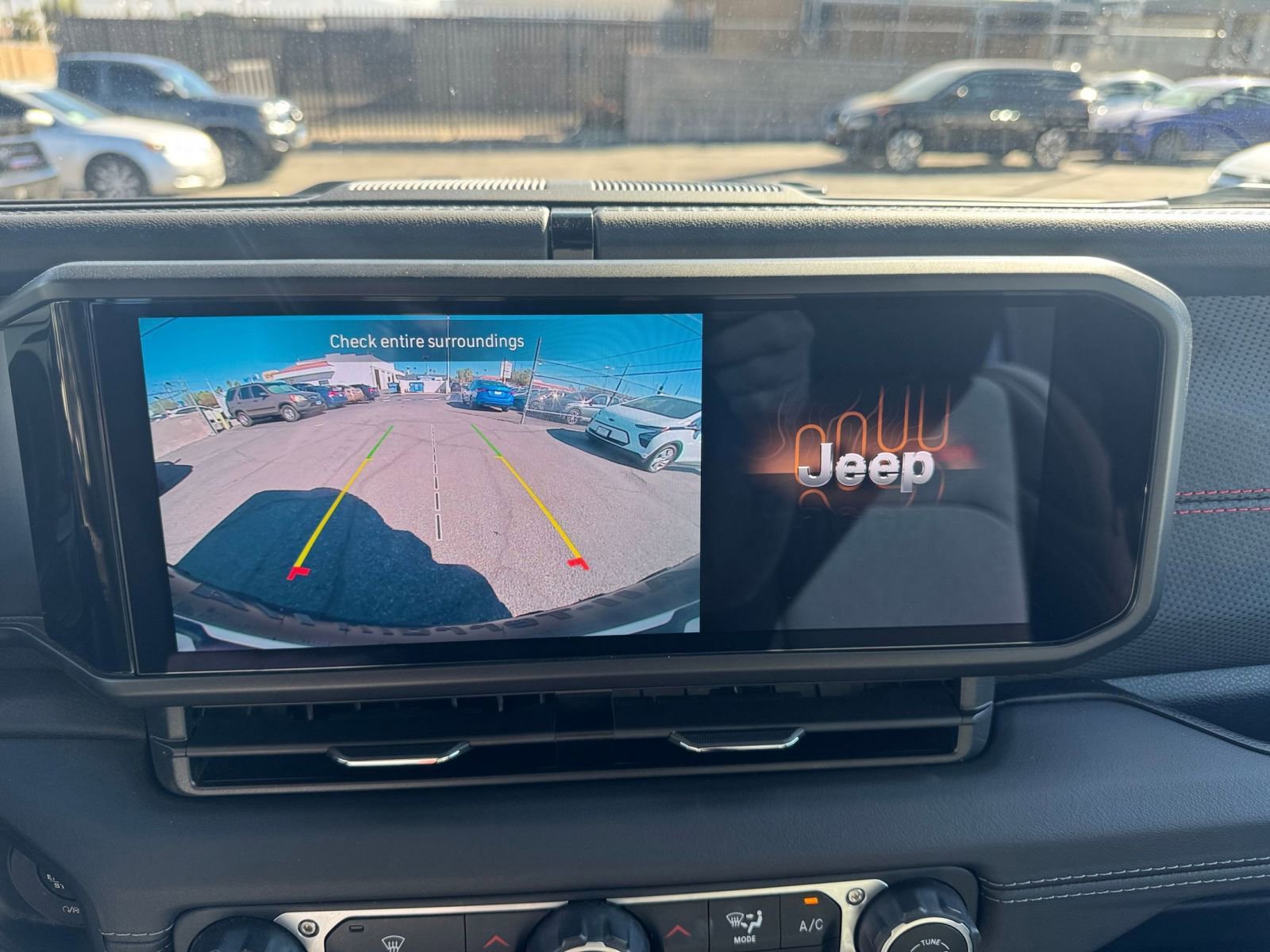 Thumbnail: 2025 Jeep Wrangler - 17