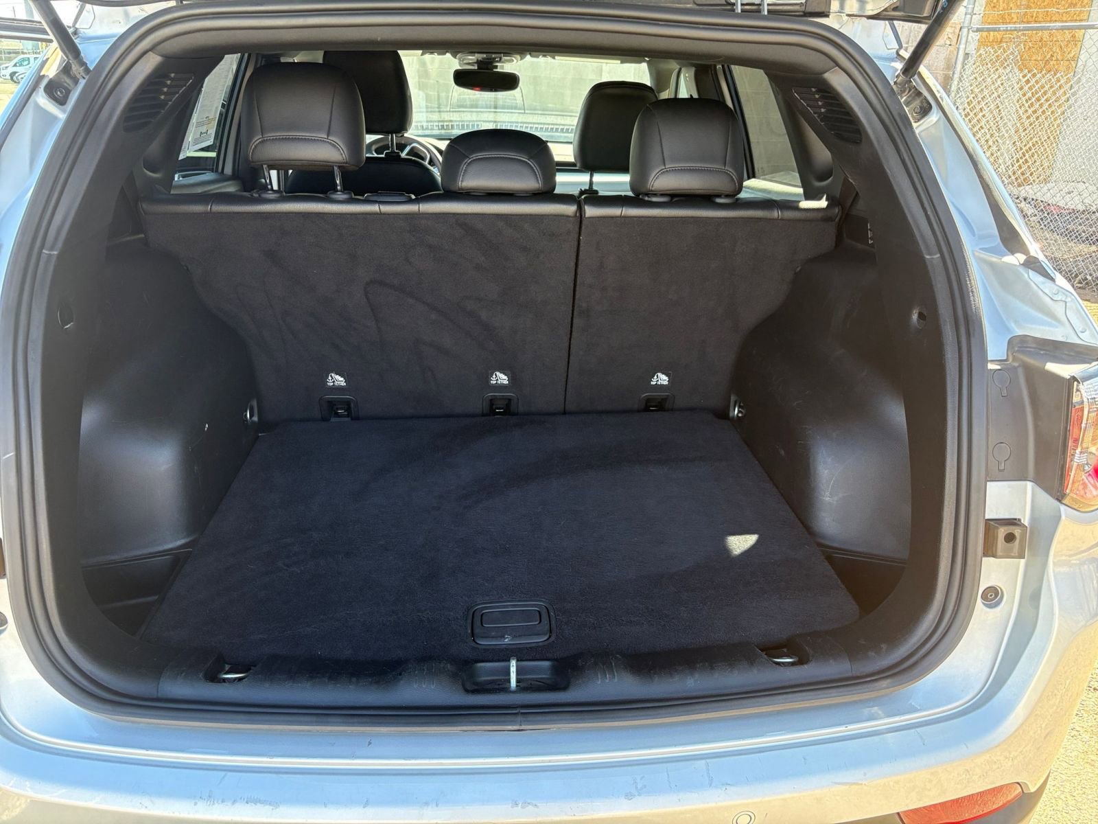 Thumbnail: 2025 Jeep Compass - 32