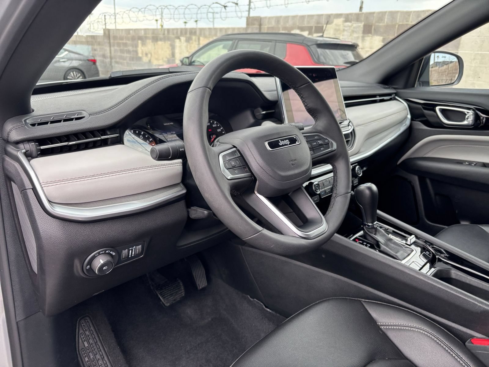 Thumbnail: 2025 Jeep Compass - 30