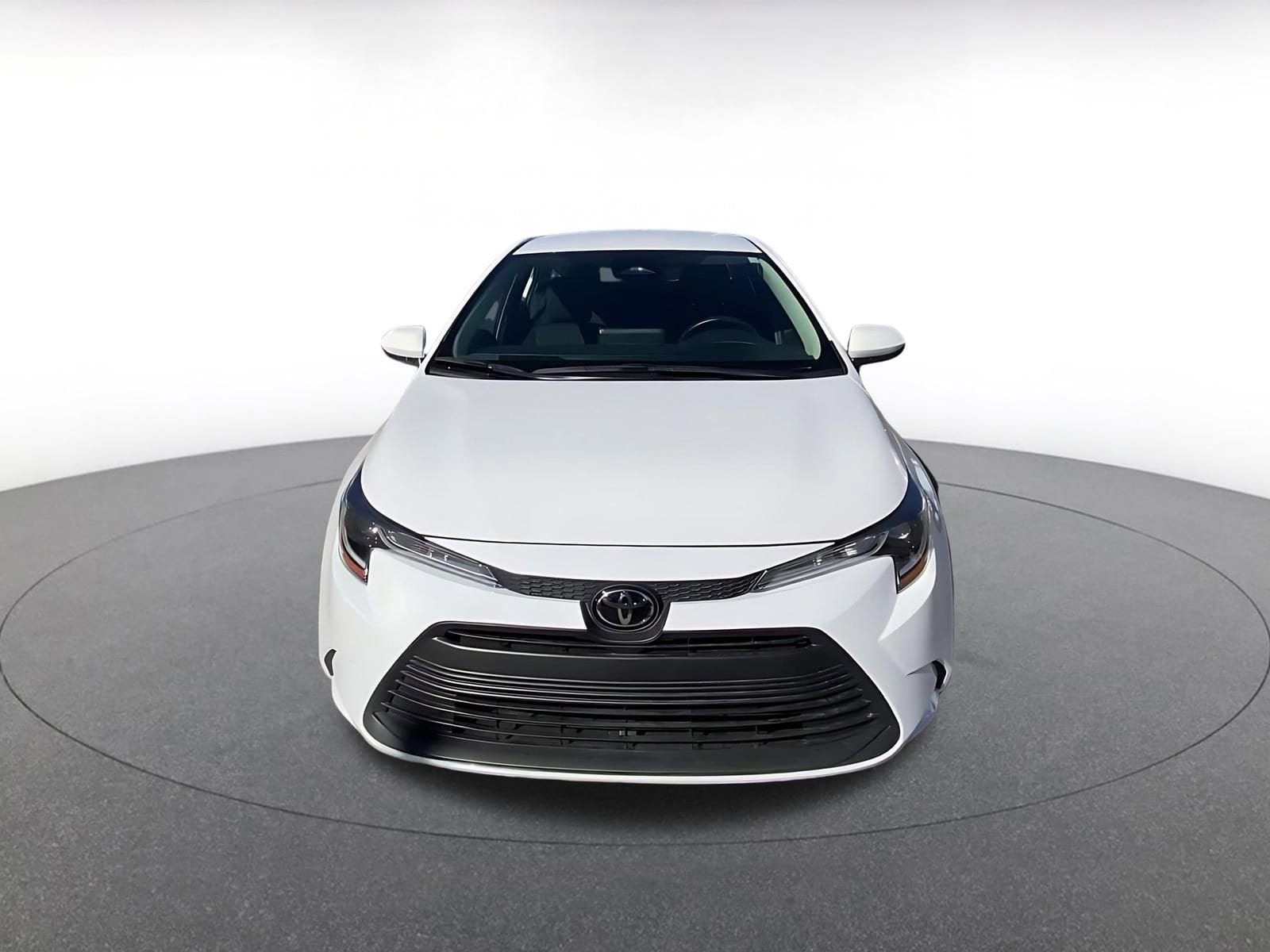 Thumbnail: 2025 Toyota Corolla - 4